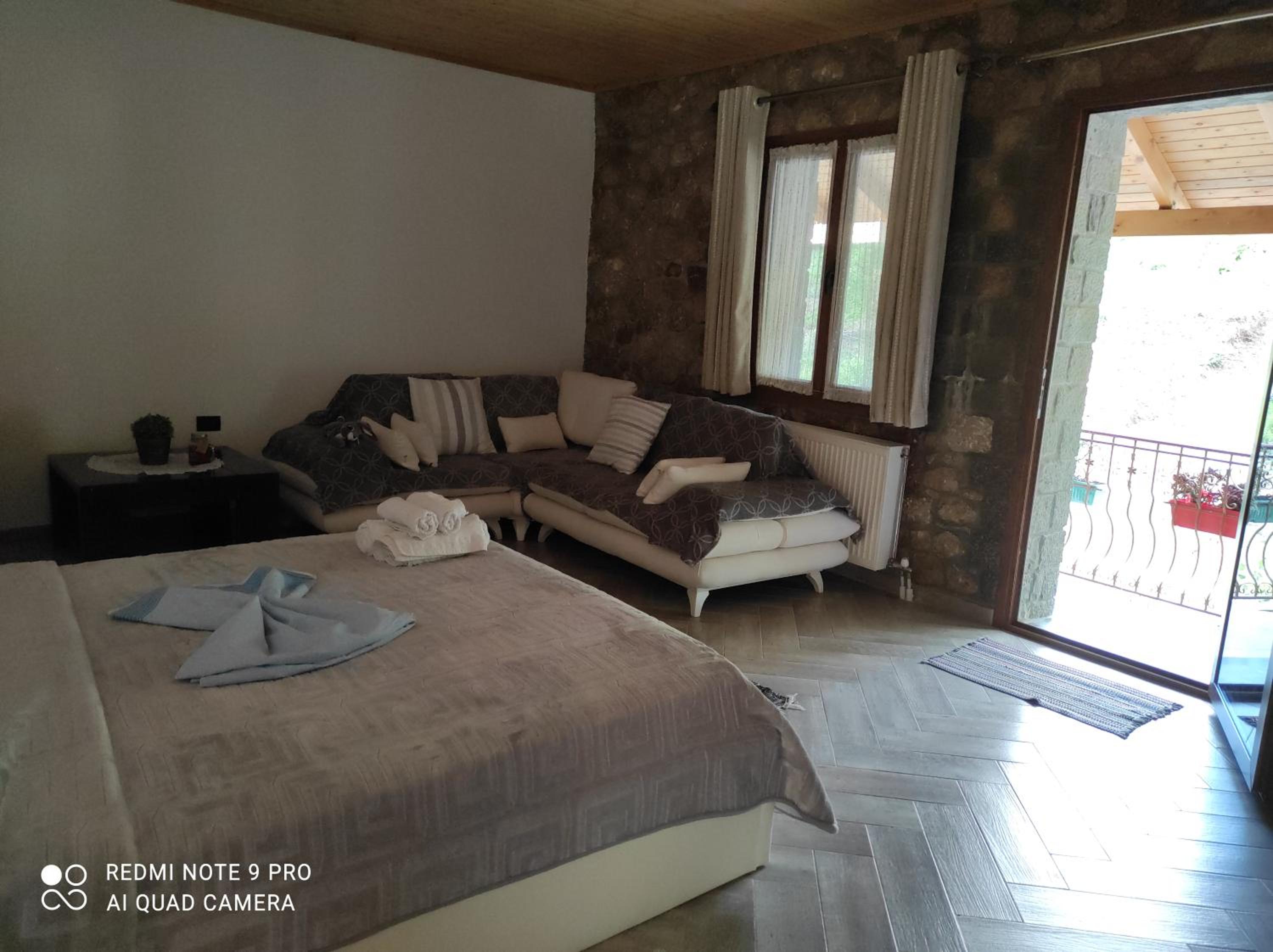 Double Room with Lake View photo 1