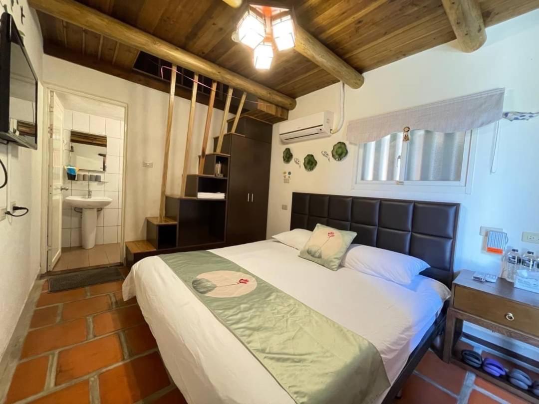 Quadruple Room with Bathroom