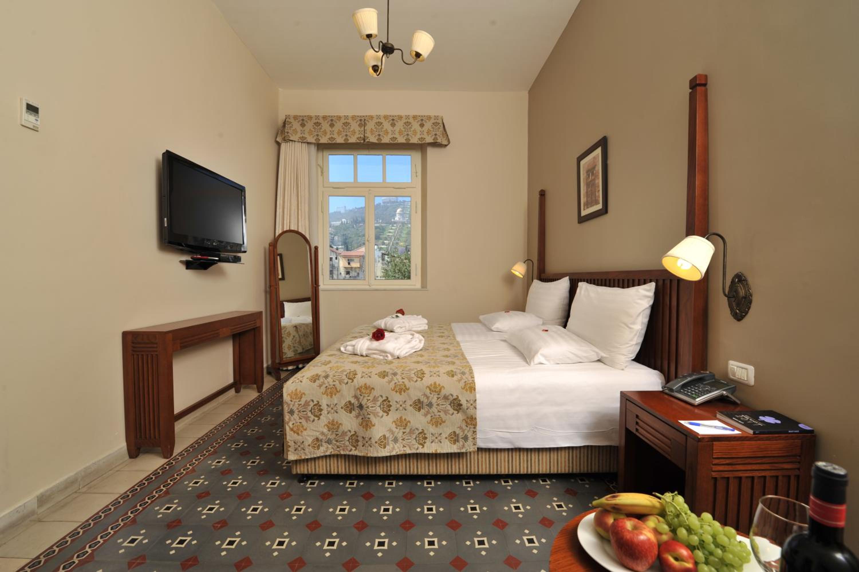 Standard Double or Twin Room - Photo 1
