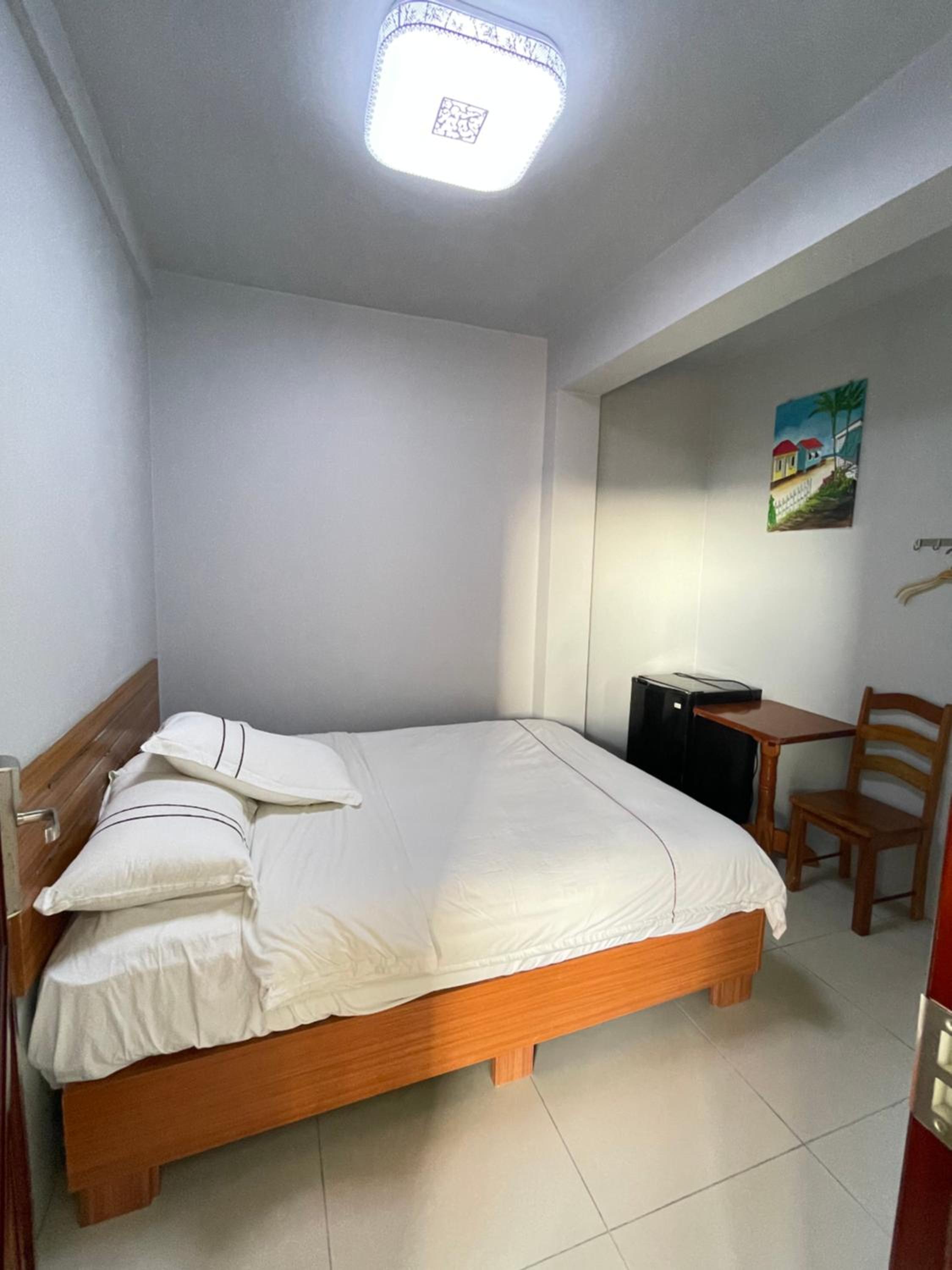 Standard Double Room (No Window) photo 3