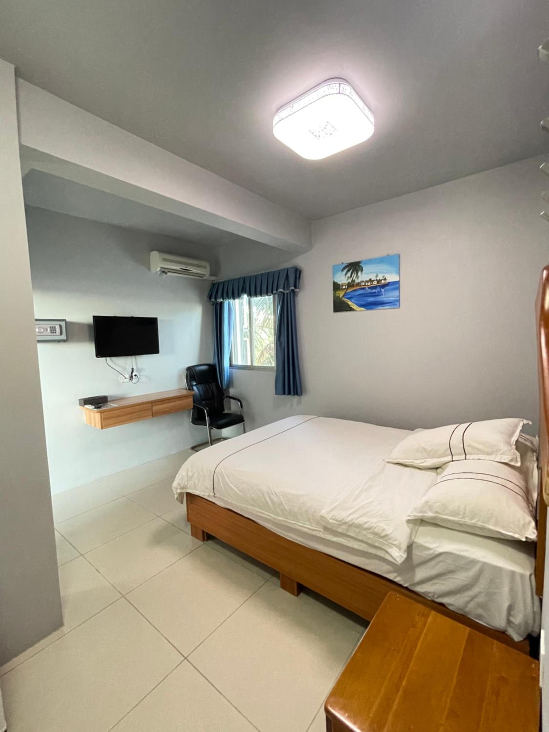 Deluxe Double Room photo 2