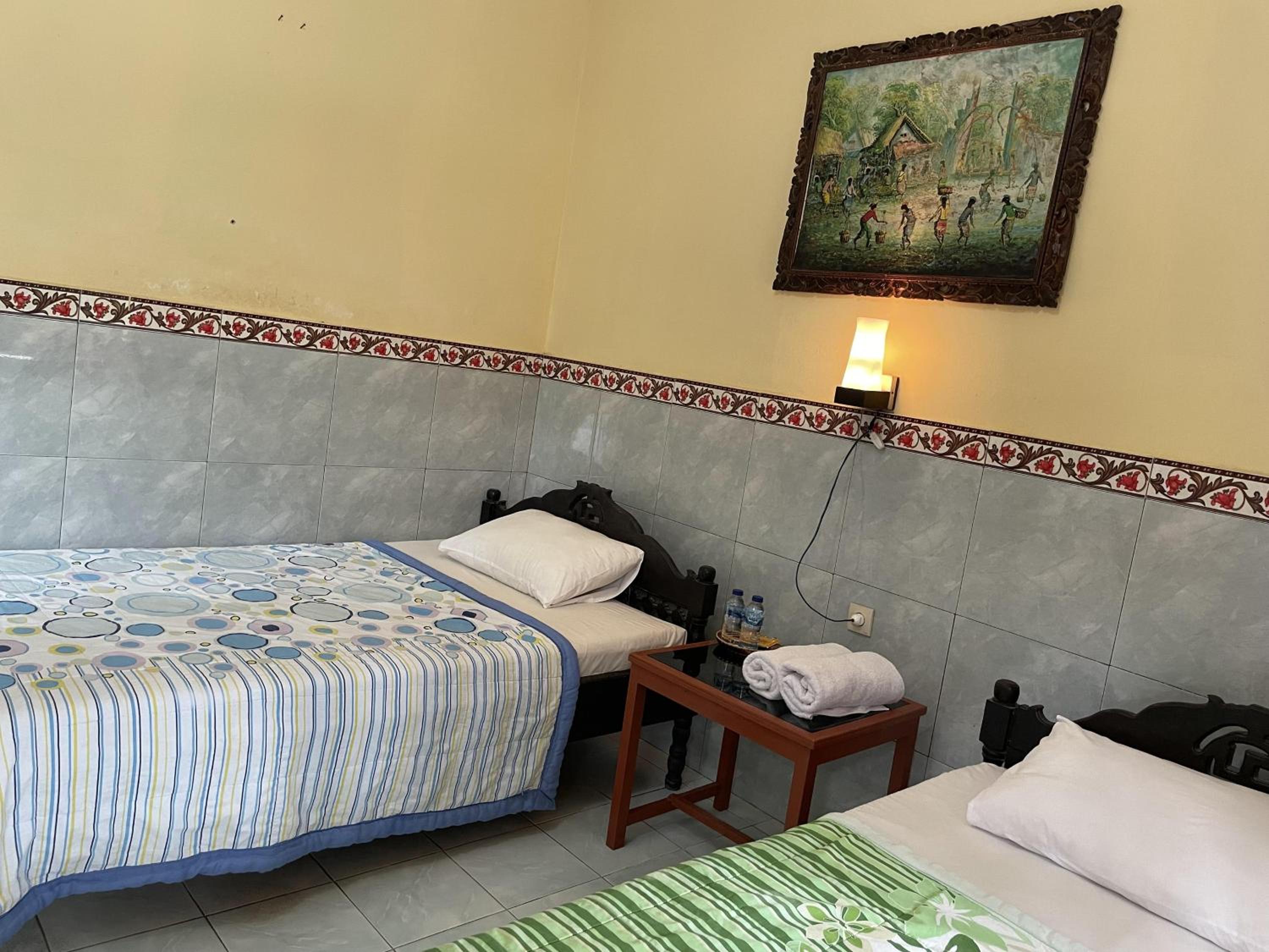 Small Twin Room photo 3