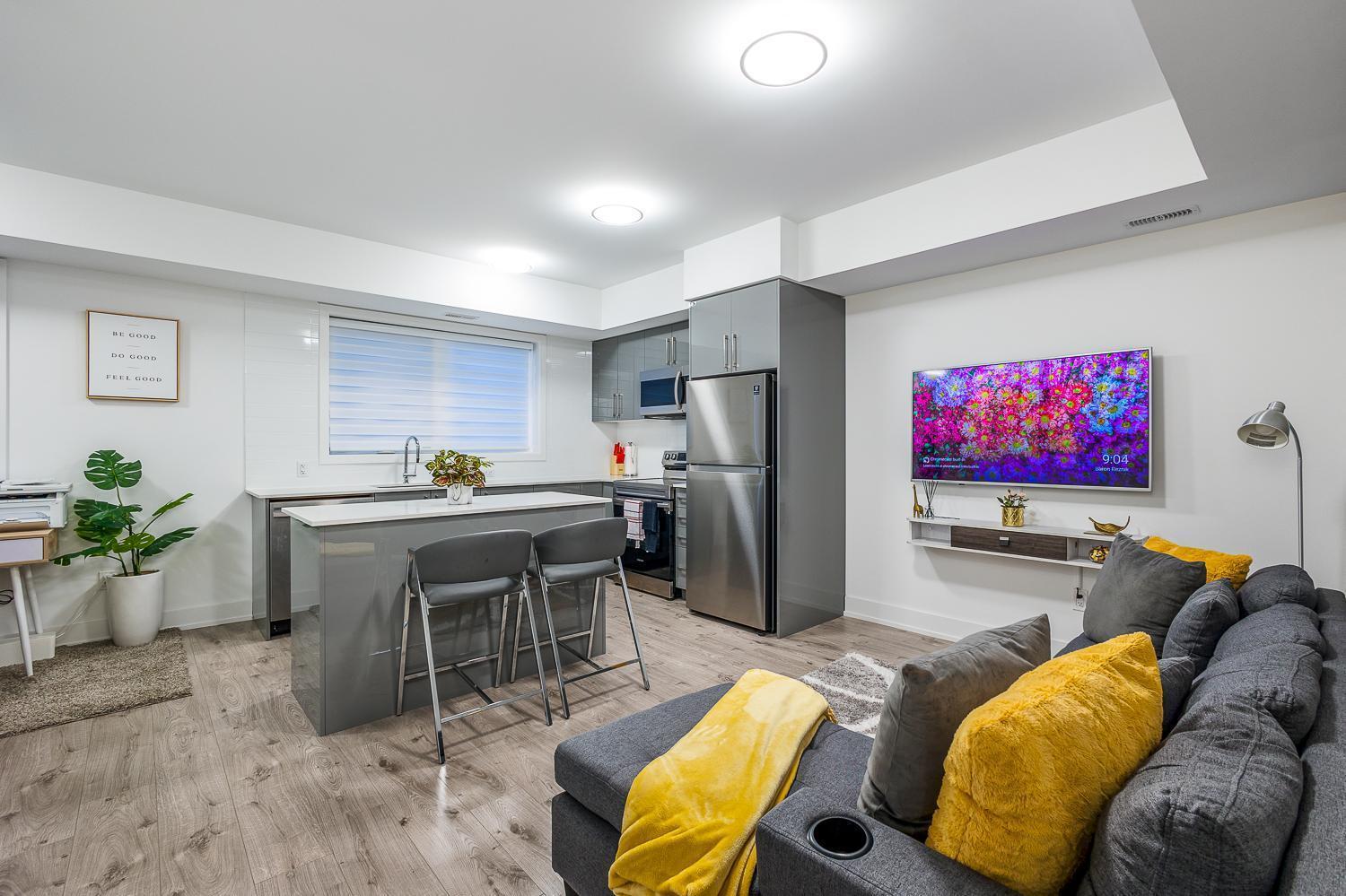 Two-Bedroom Apartment - Photo 16