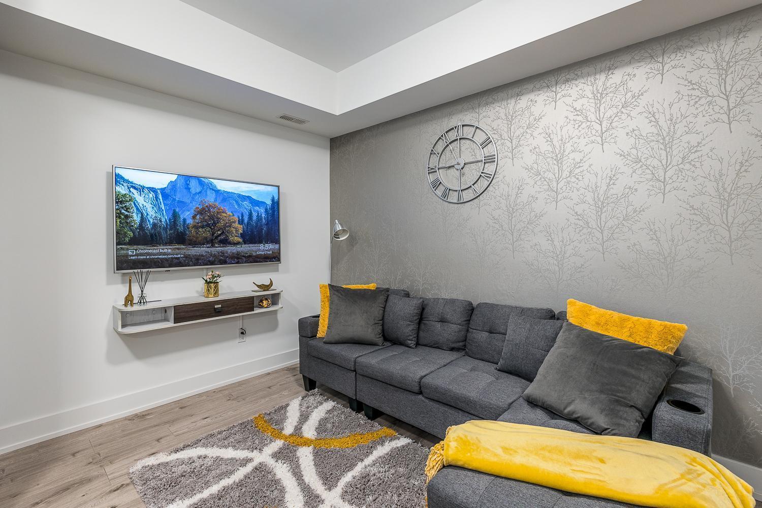 Two-Bedroom Apartment - Photo 15