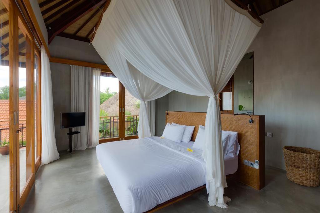 Executive Room with Bathtub - Photo 25