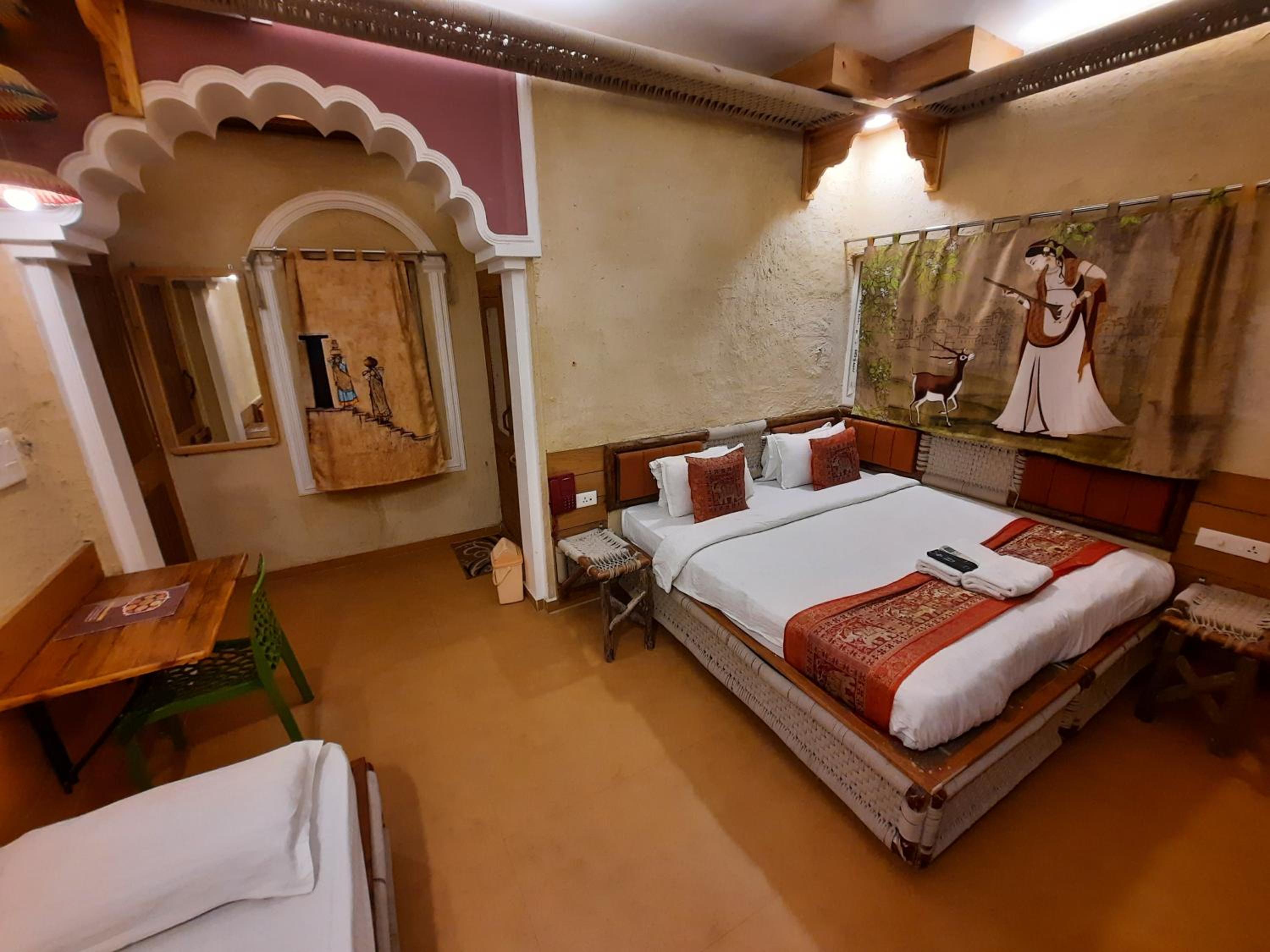 Deluxe Triple Bed Room City View - Photo 34