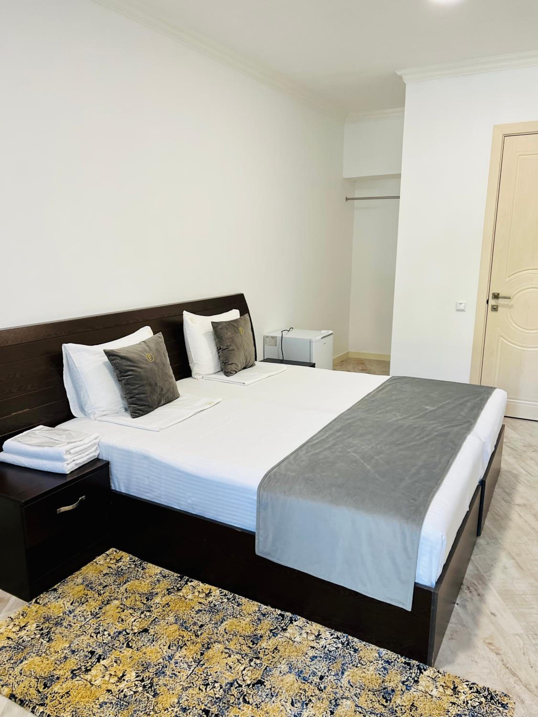Deluxe Single Room