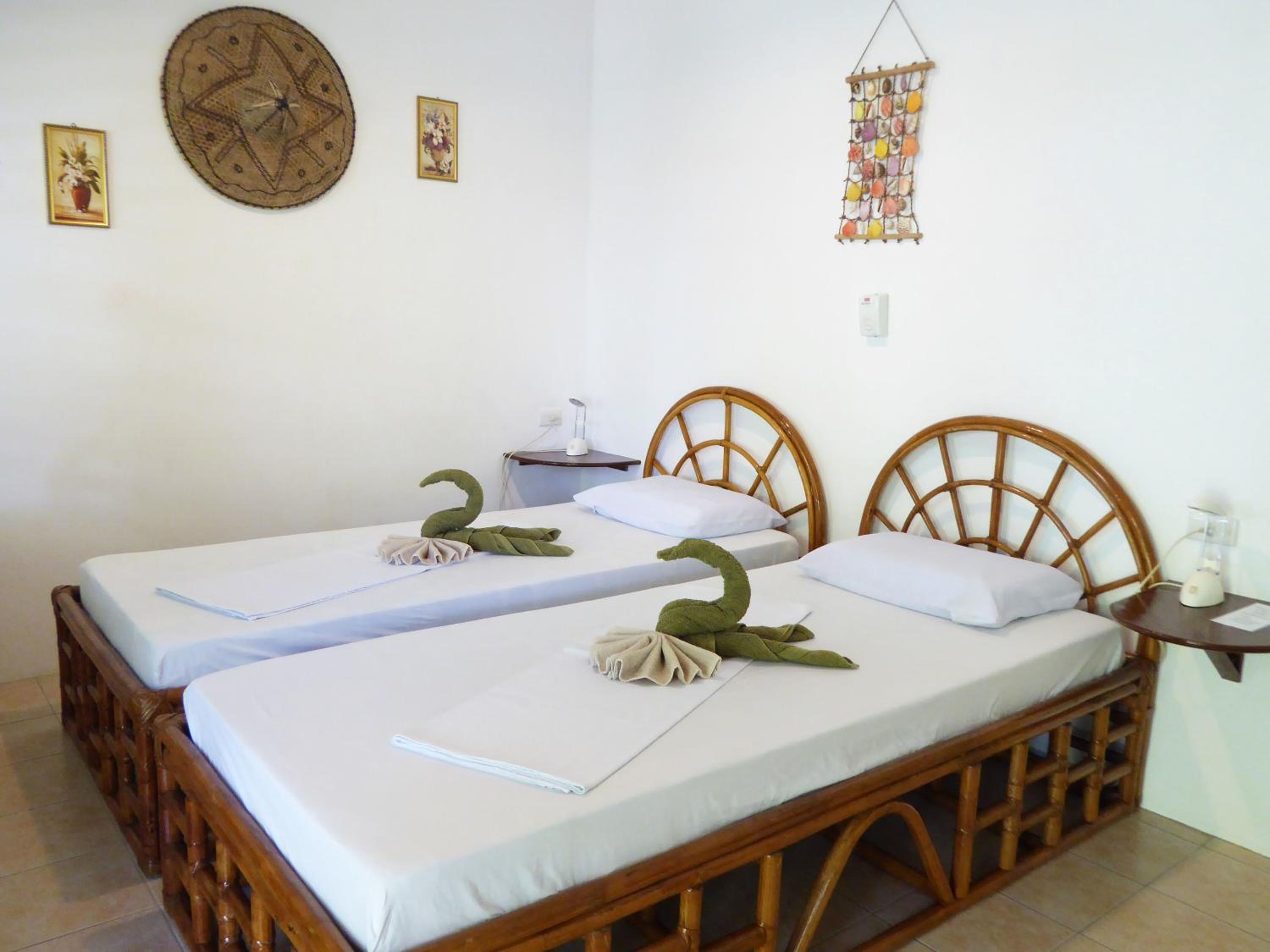 Standard Cottage With 2 Single Beds