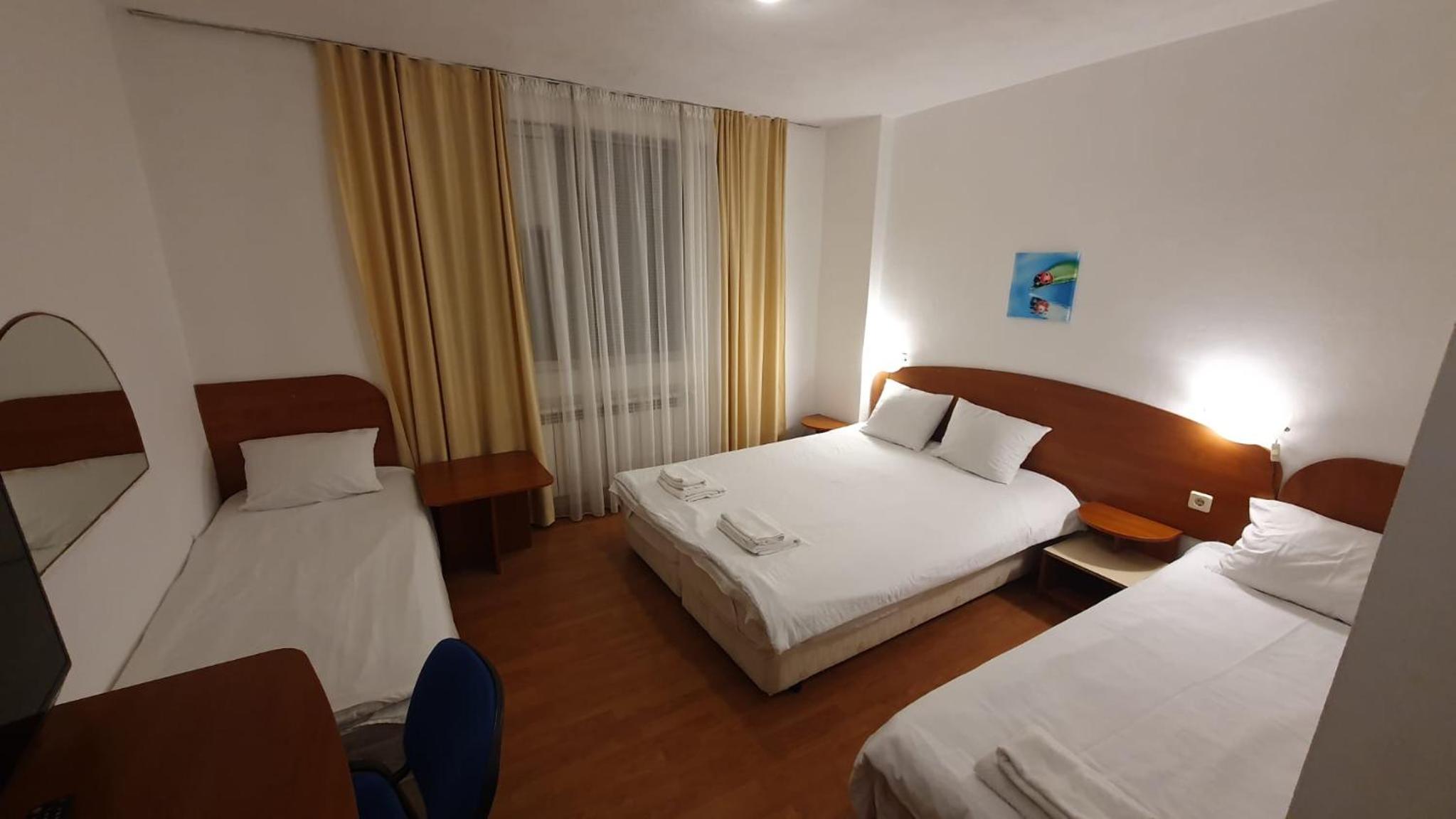 Classic Quadruple Room photo 2