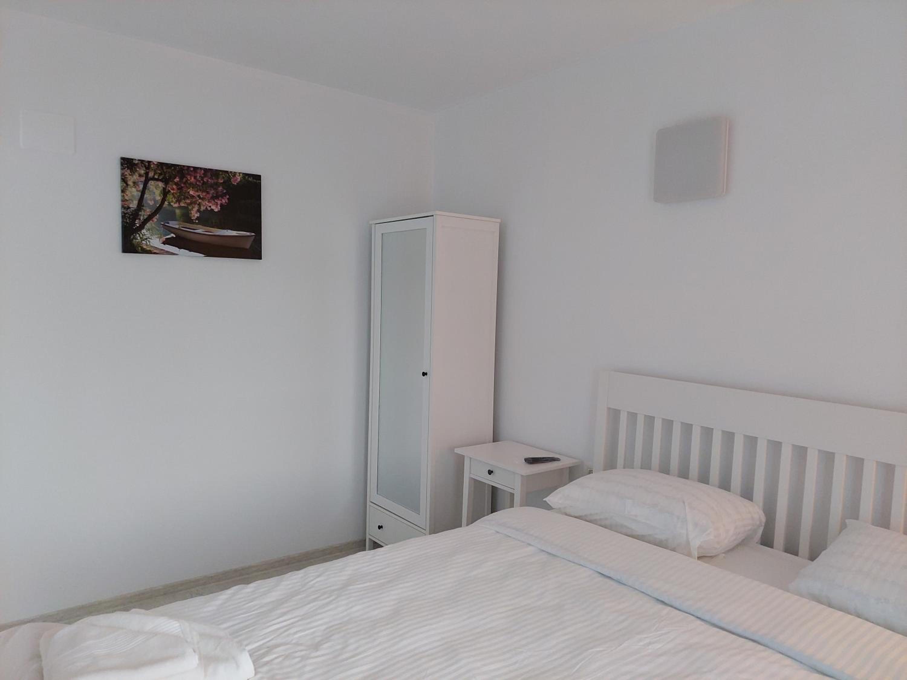 Family Room with Balcony - Photo 2