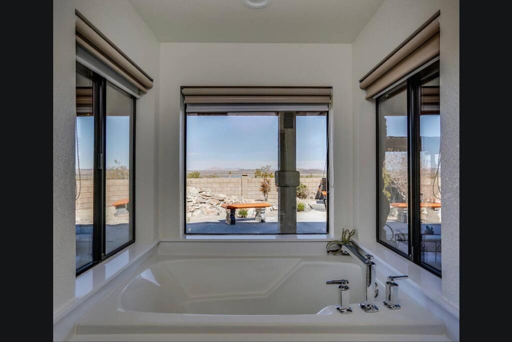 Two-Bedroom House - Photo 25