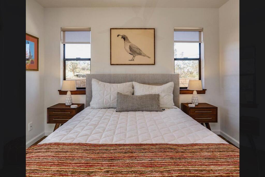 Two-Bedroom House - Photo 9
