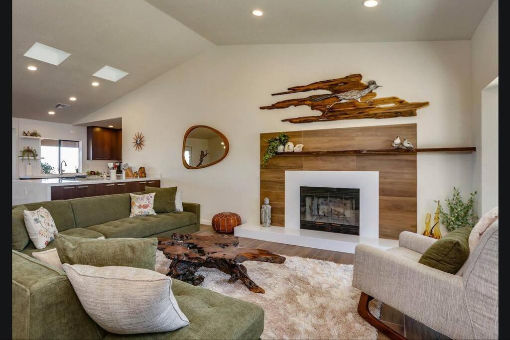 Two-Bedroom House - Photo 40