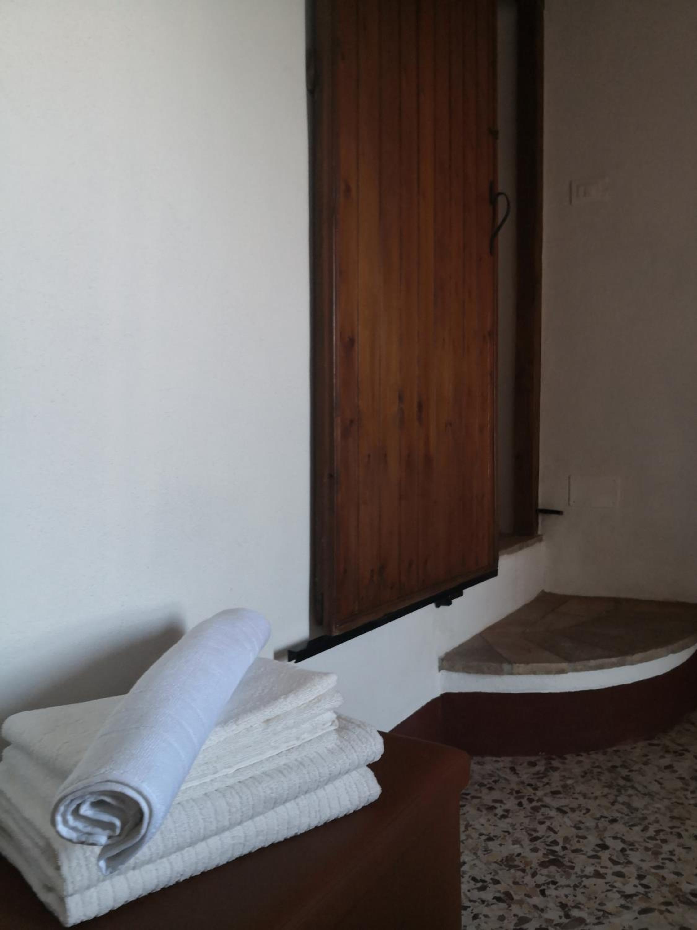 Large Double Room photo 2