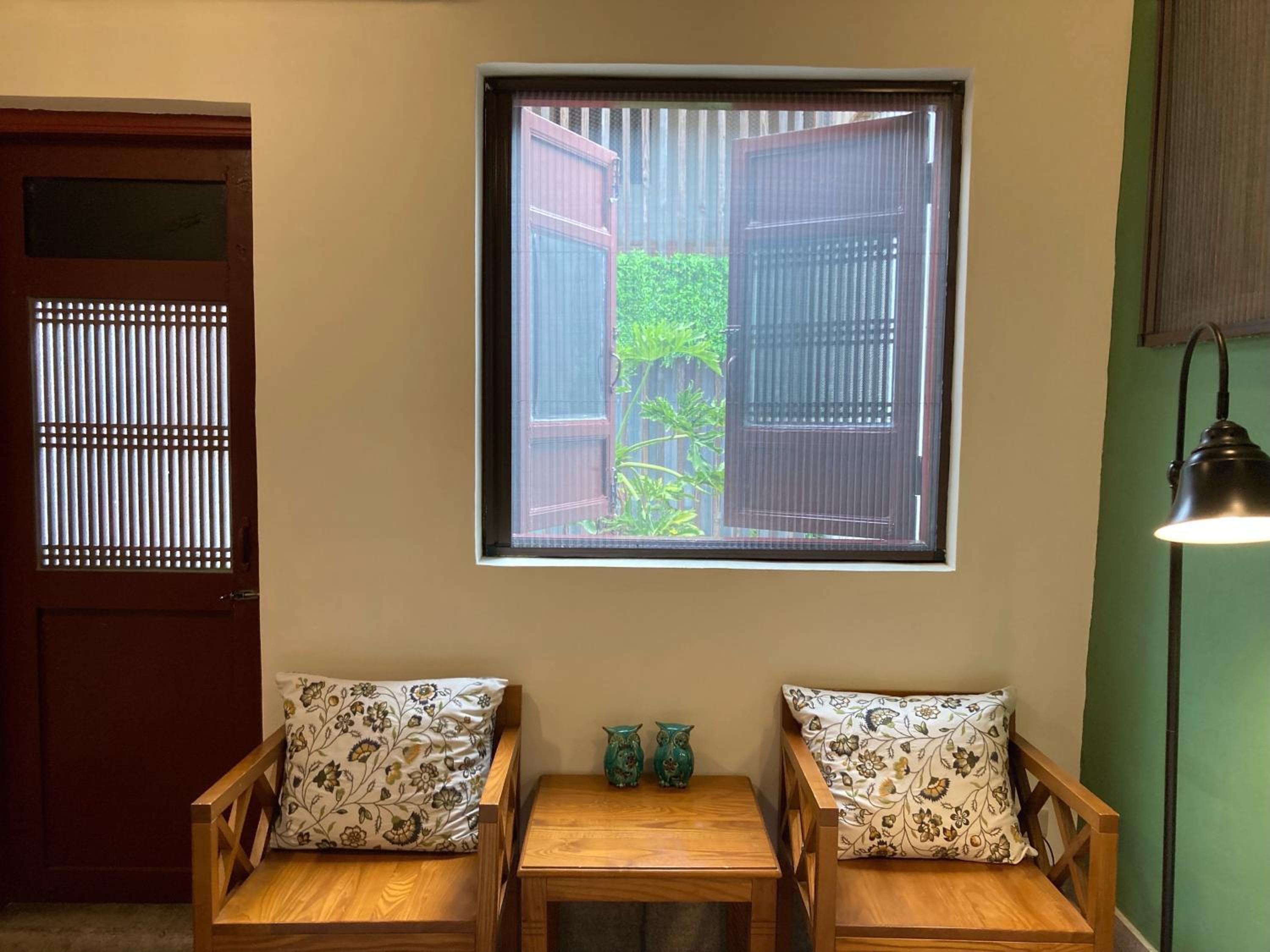 Deluxe Double Room with Balcony photo 3