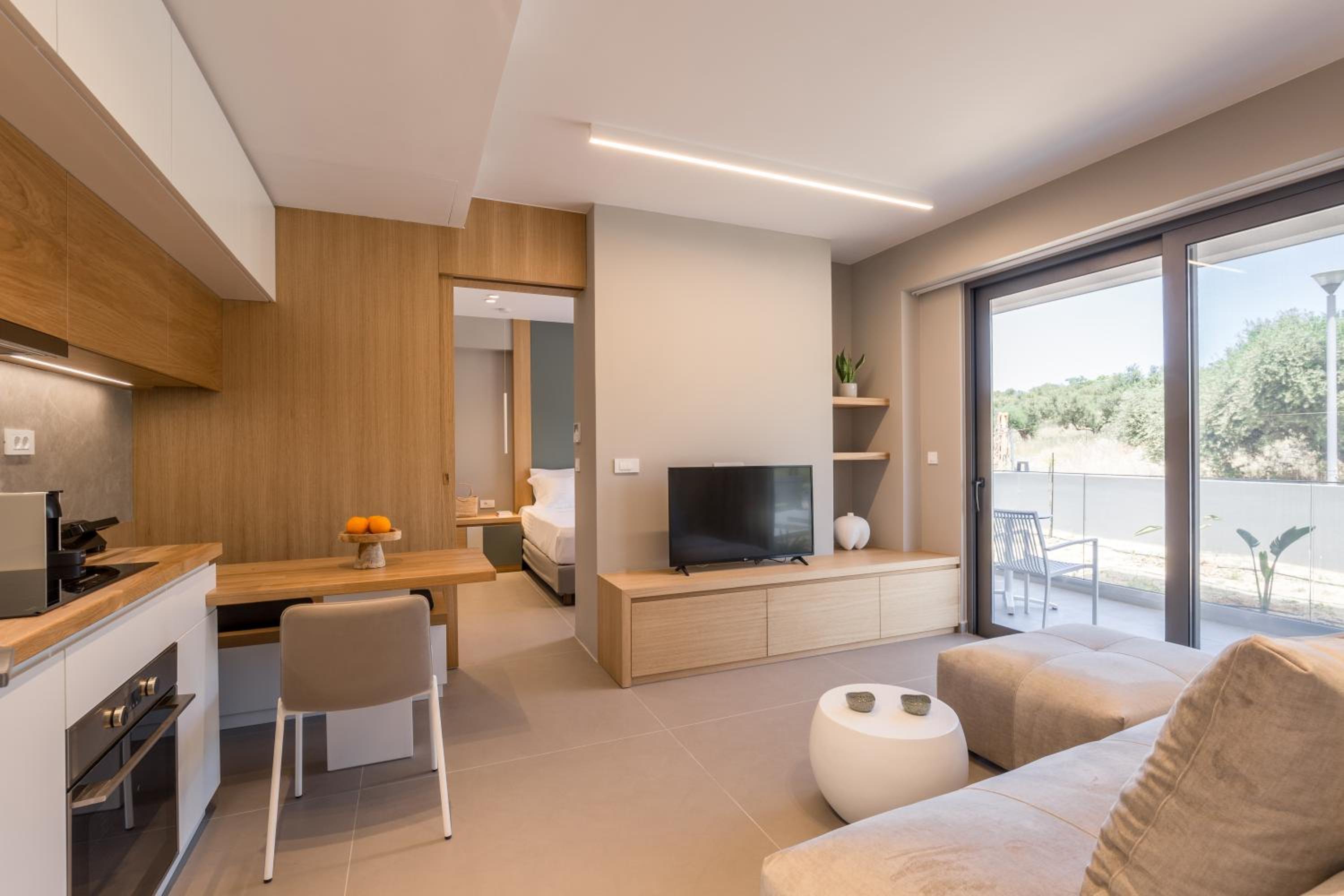 Deluxe Suite with Spa Bath