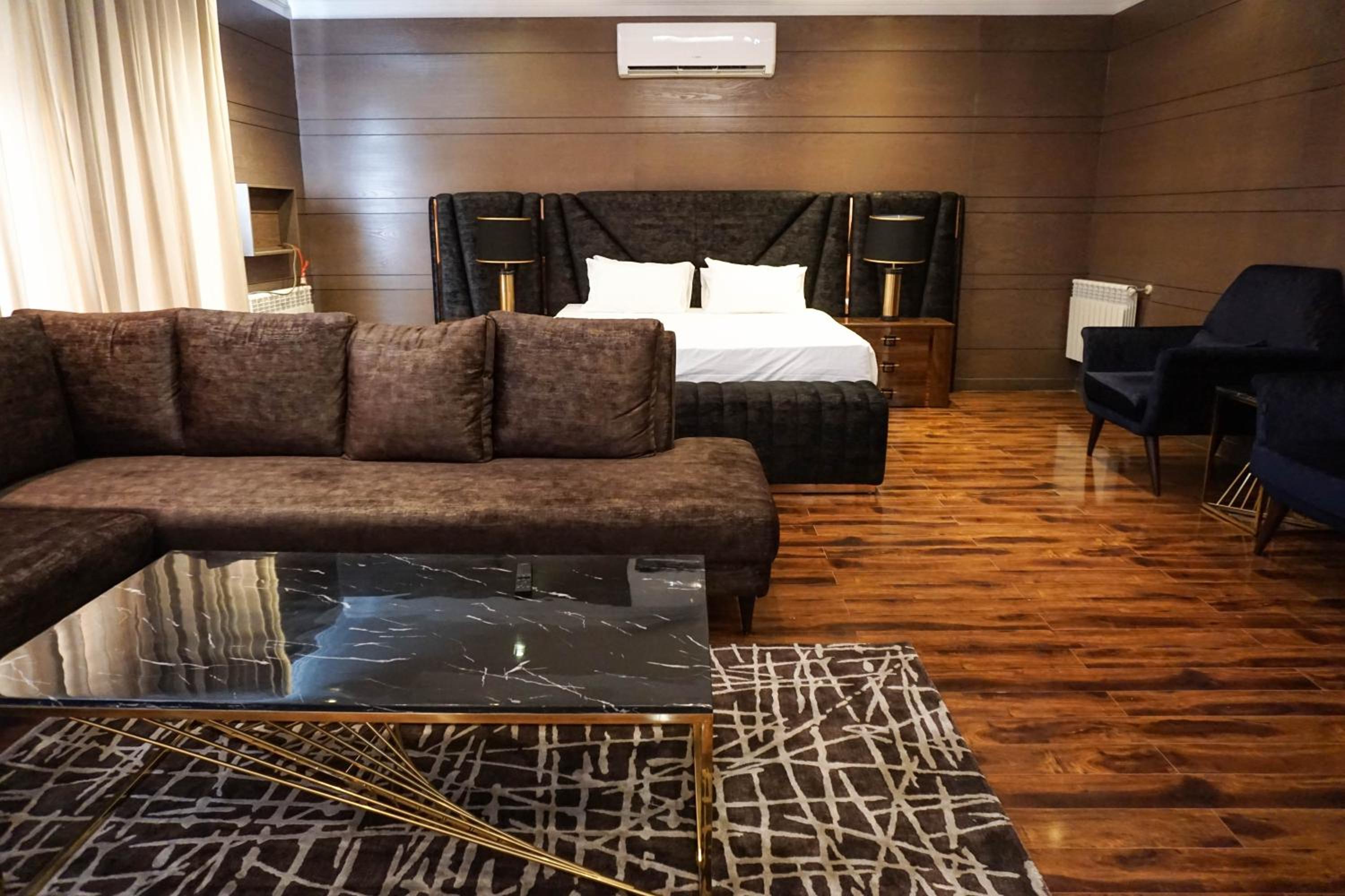 Presidential Suite
