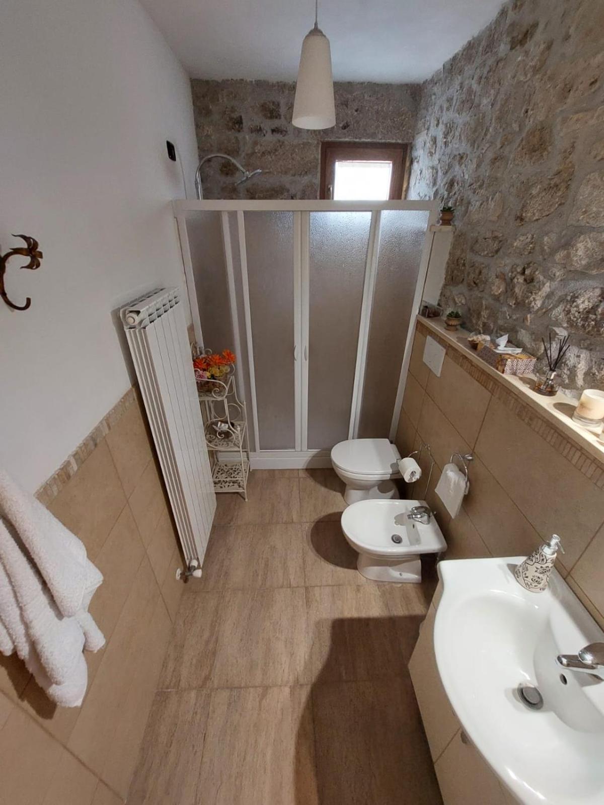 Triple Room - Photo 4