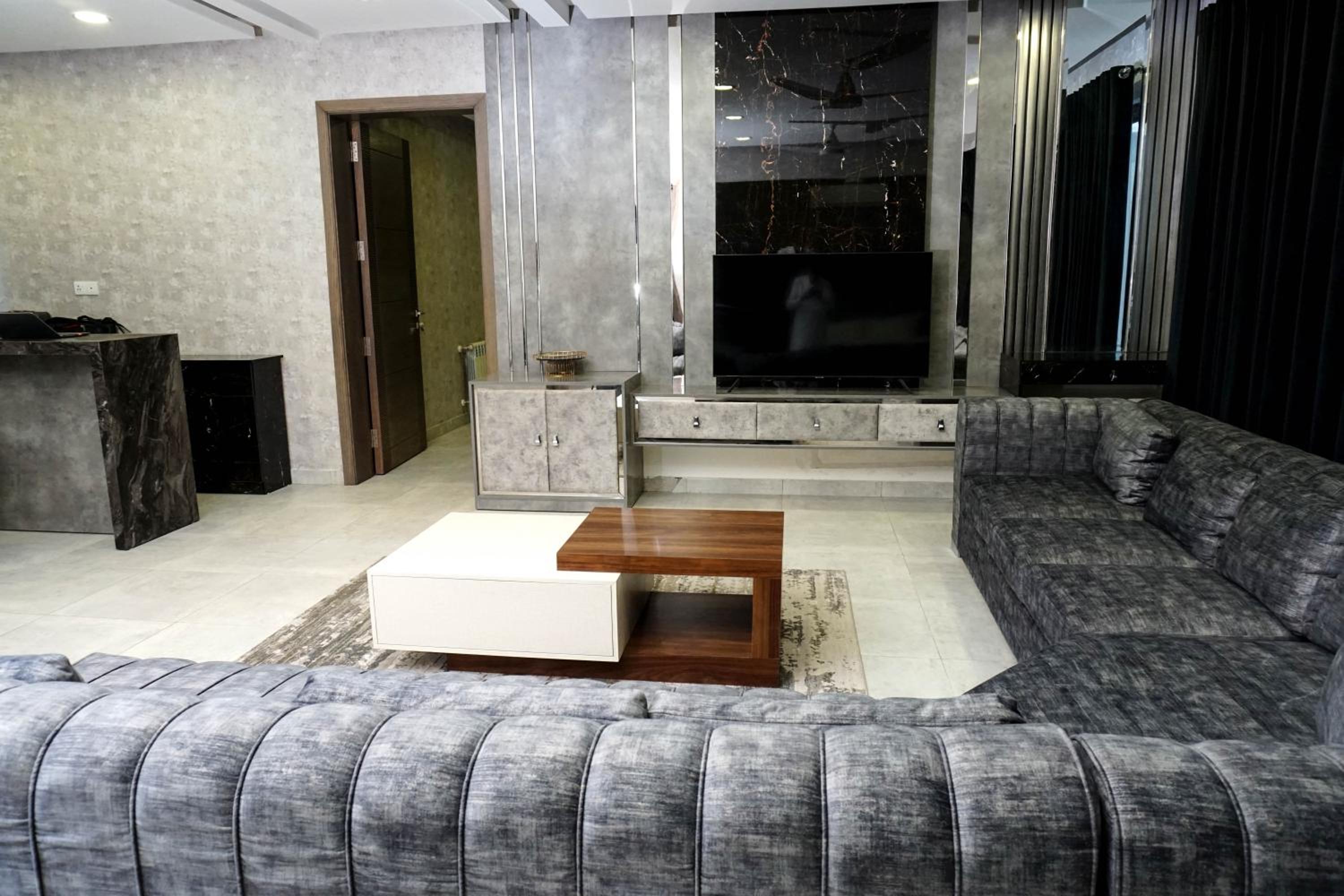 Executive Suite