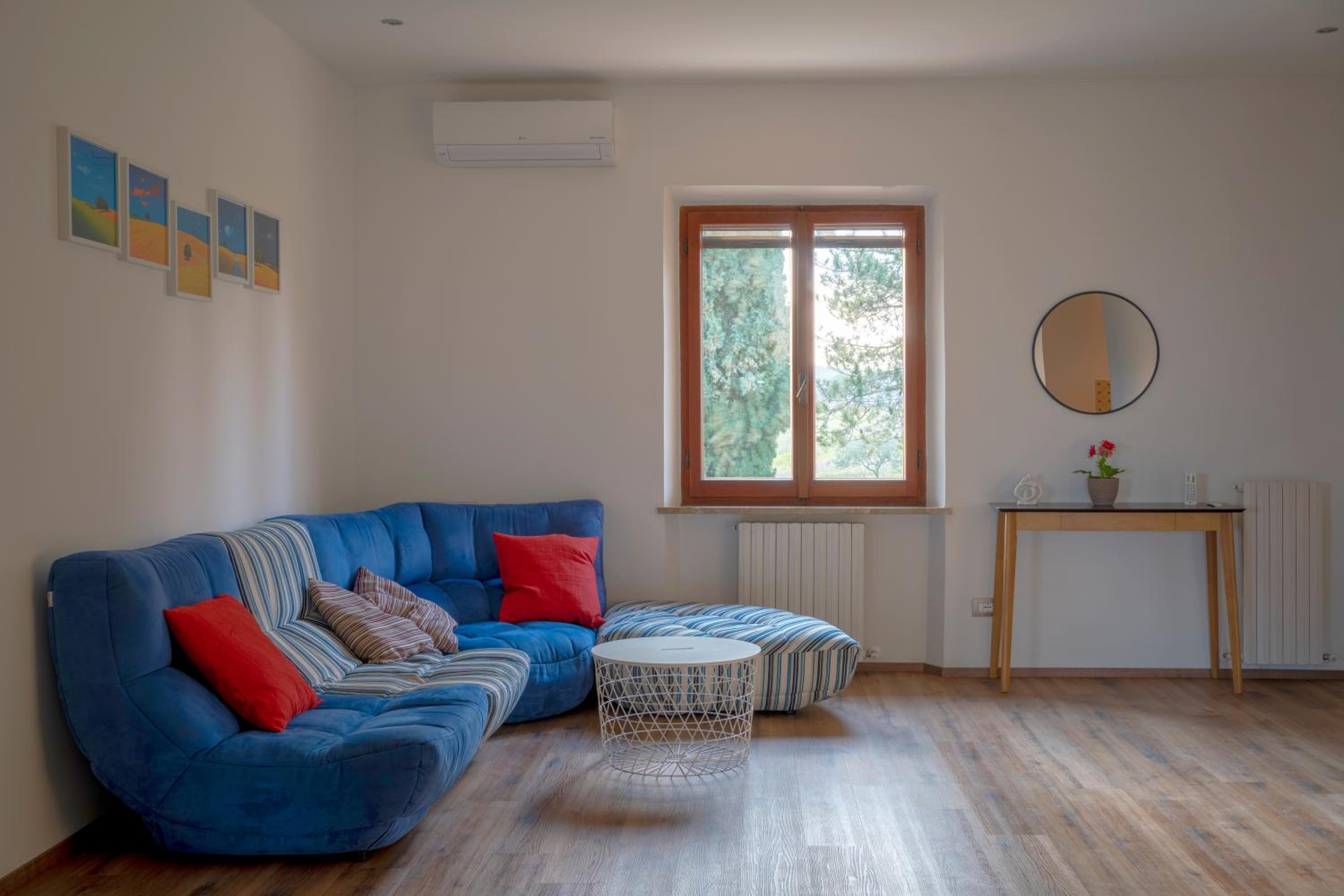 Three-Bedroom House photo 1