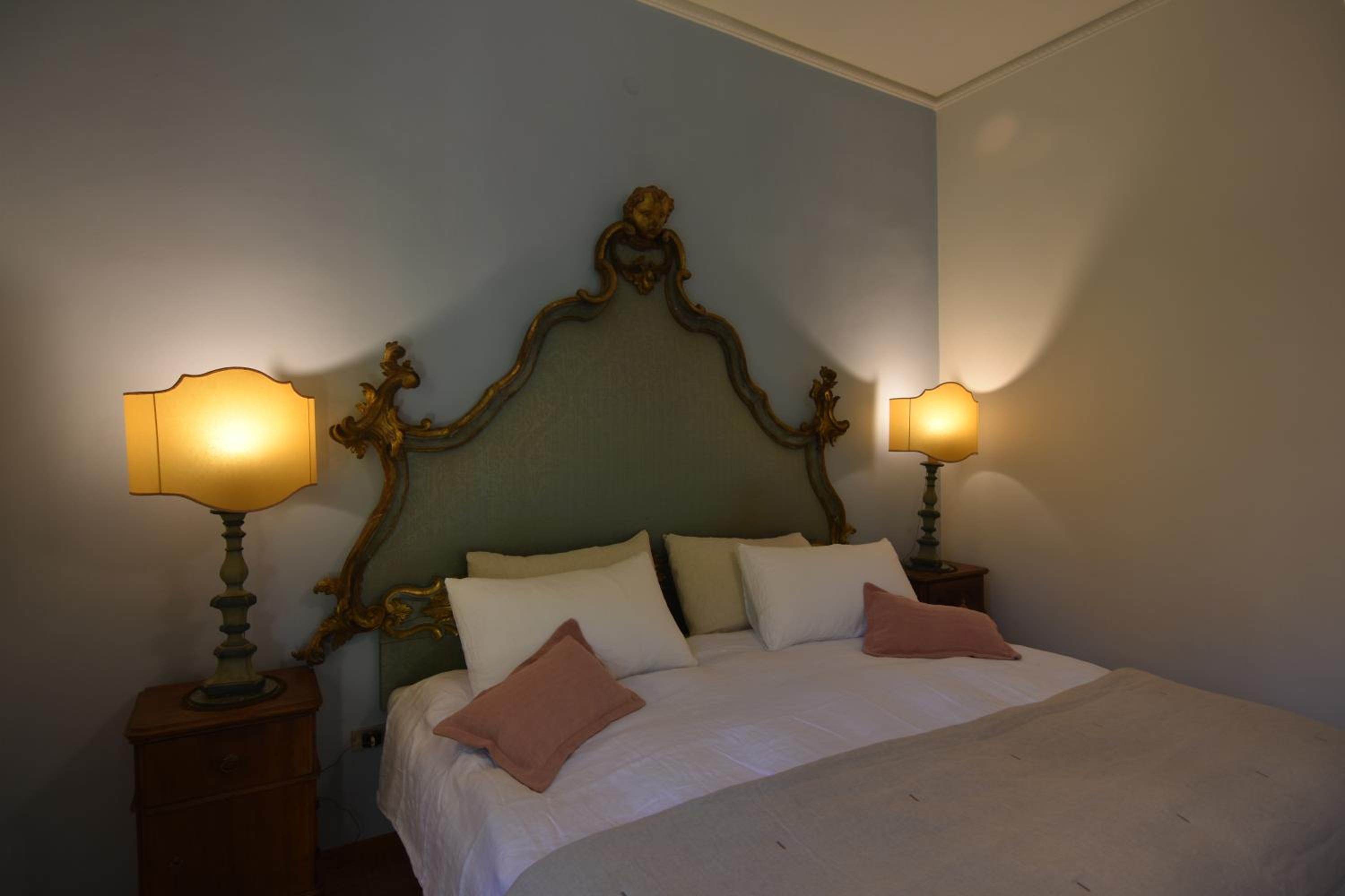 Villa with Garden View