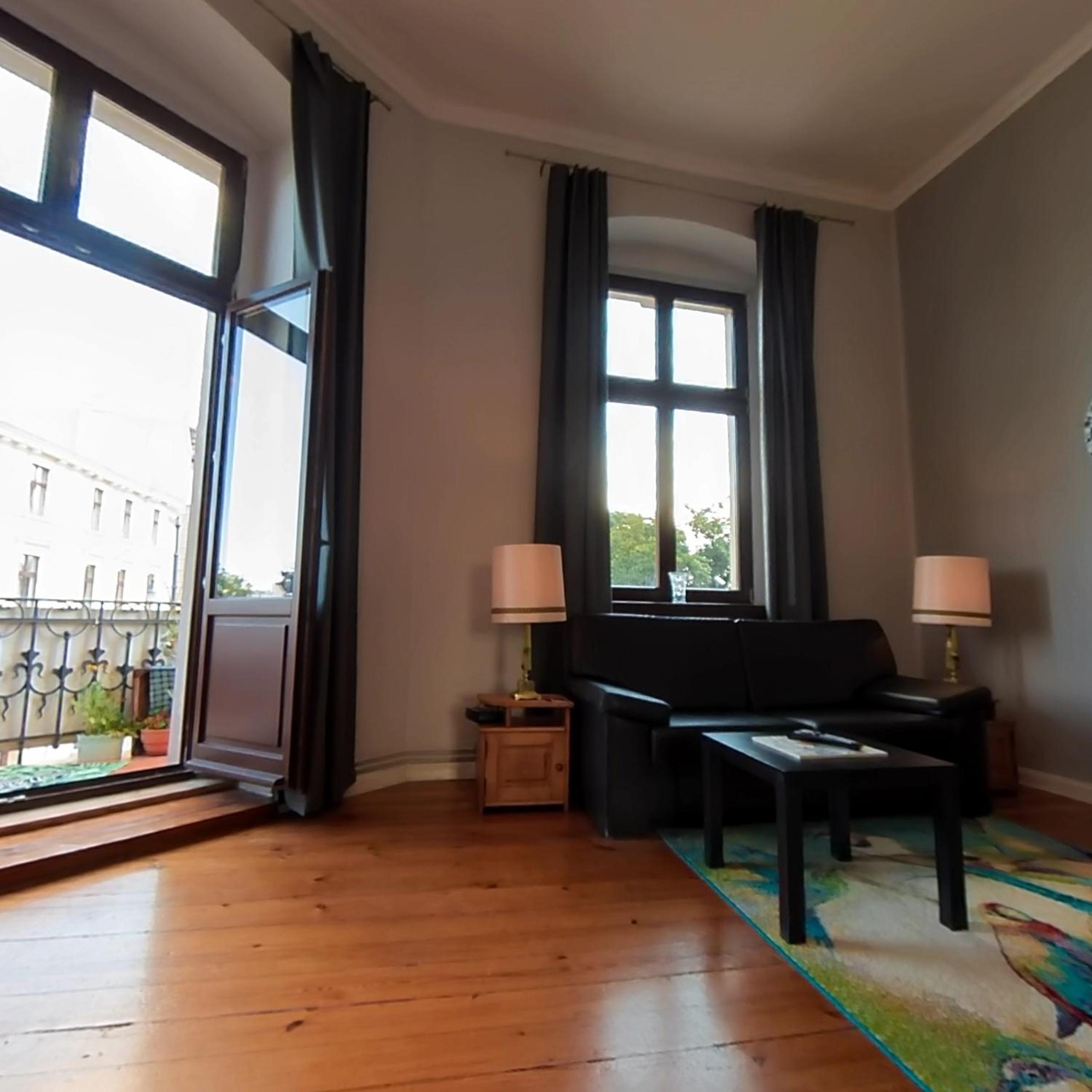 One-Bedroom Apartment - Photo 33
