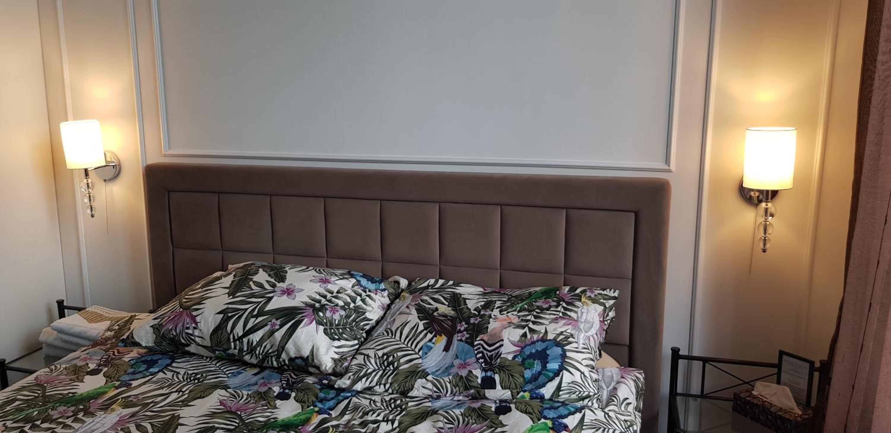 One-Bedroom Apartment - Photo 37