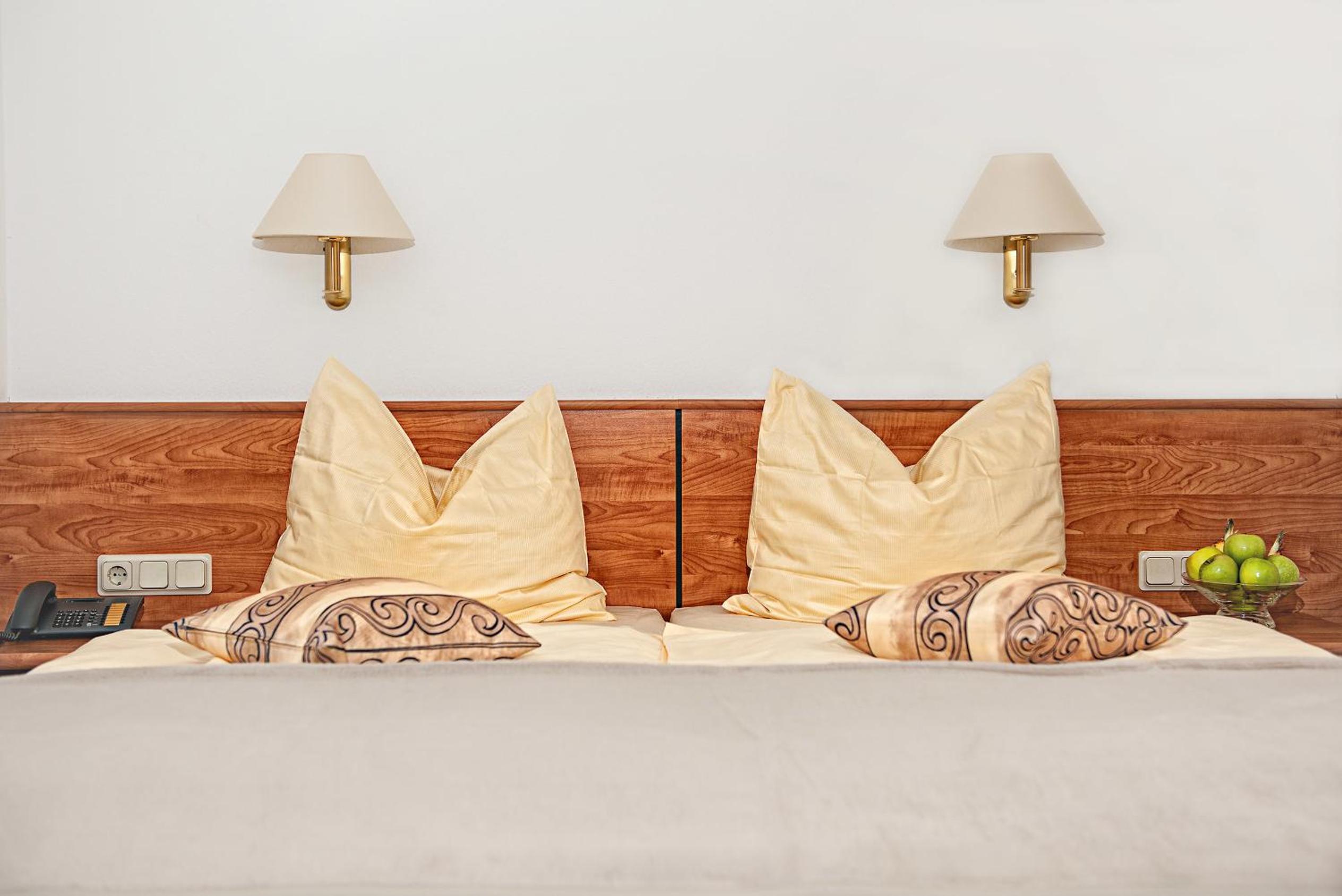 Double Room - Disability Access - Photo 1