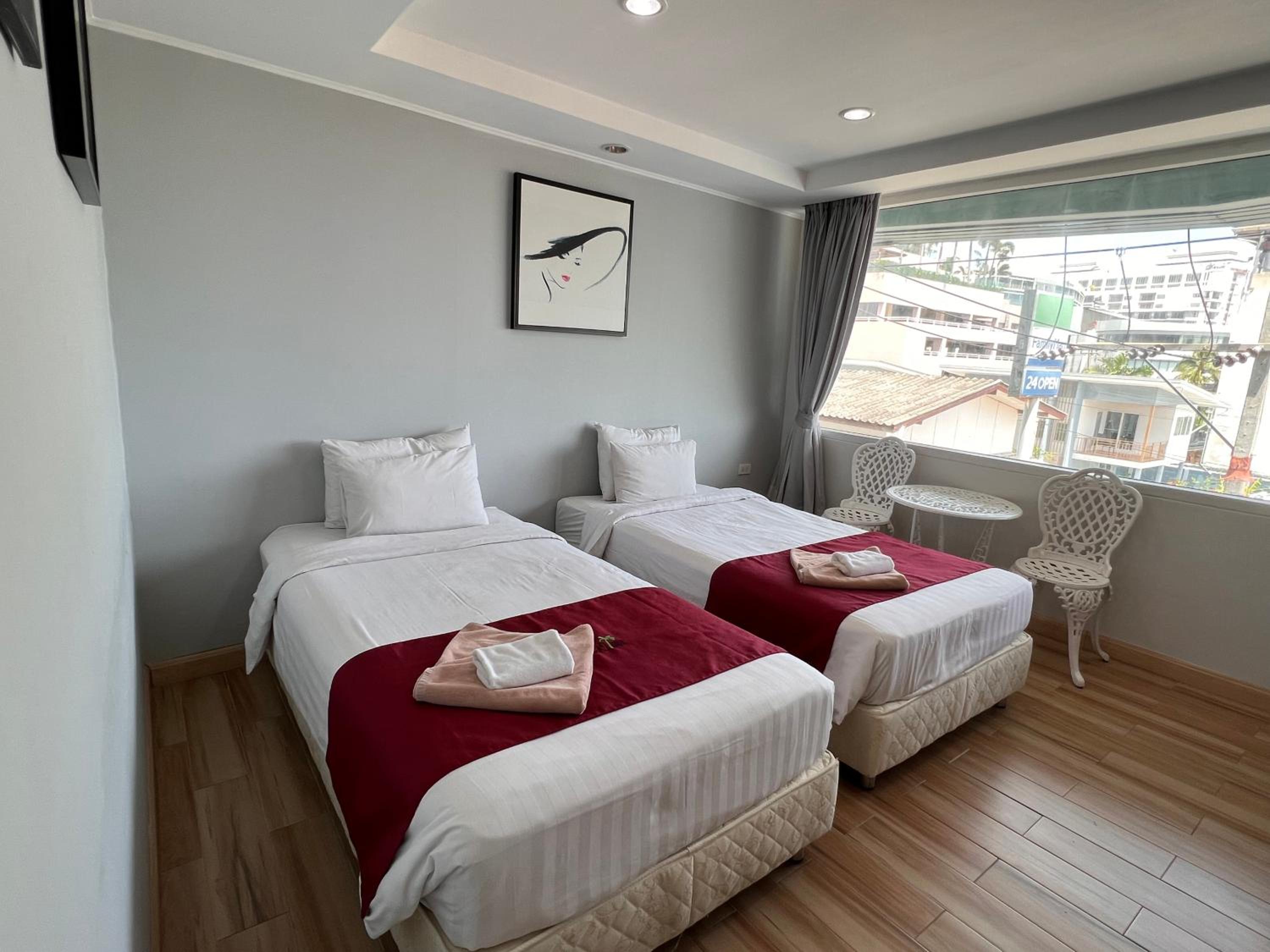Deluxe Twin Room