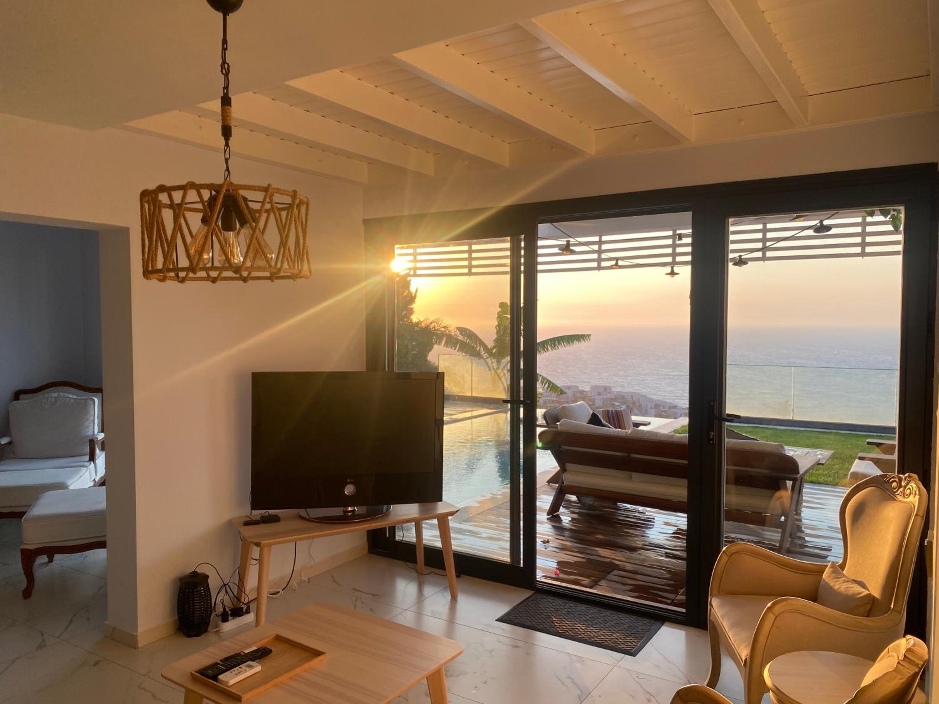 Three-Bedroom Villa photo 1