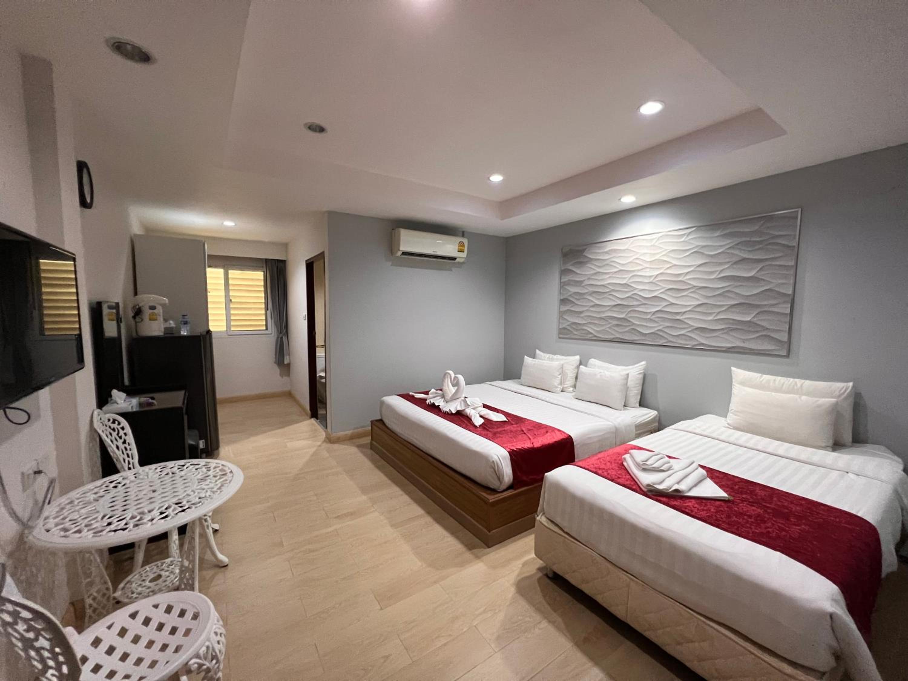 Standard Triple Room