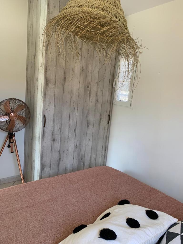 One-Bedroom House photo 1
