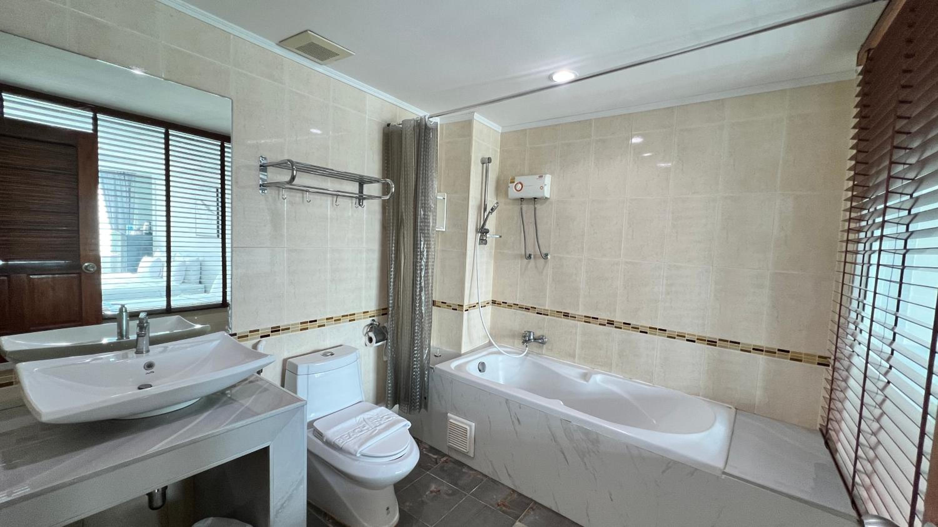 Triple Room with Sea View