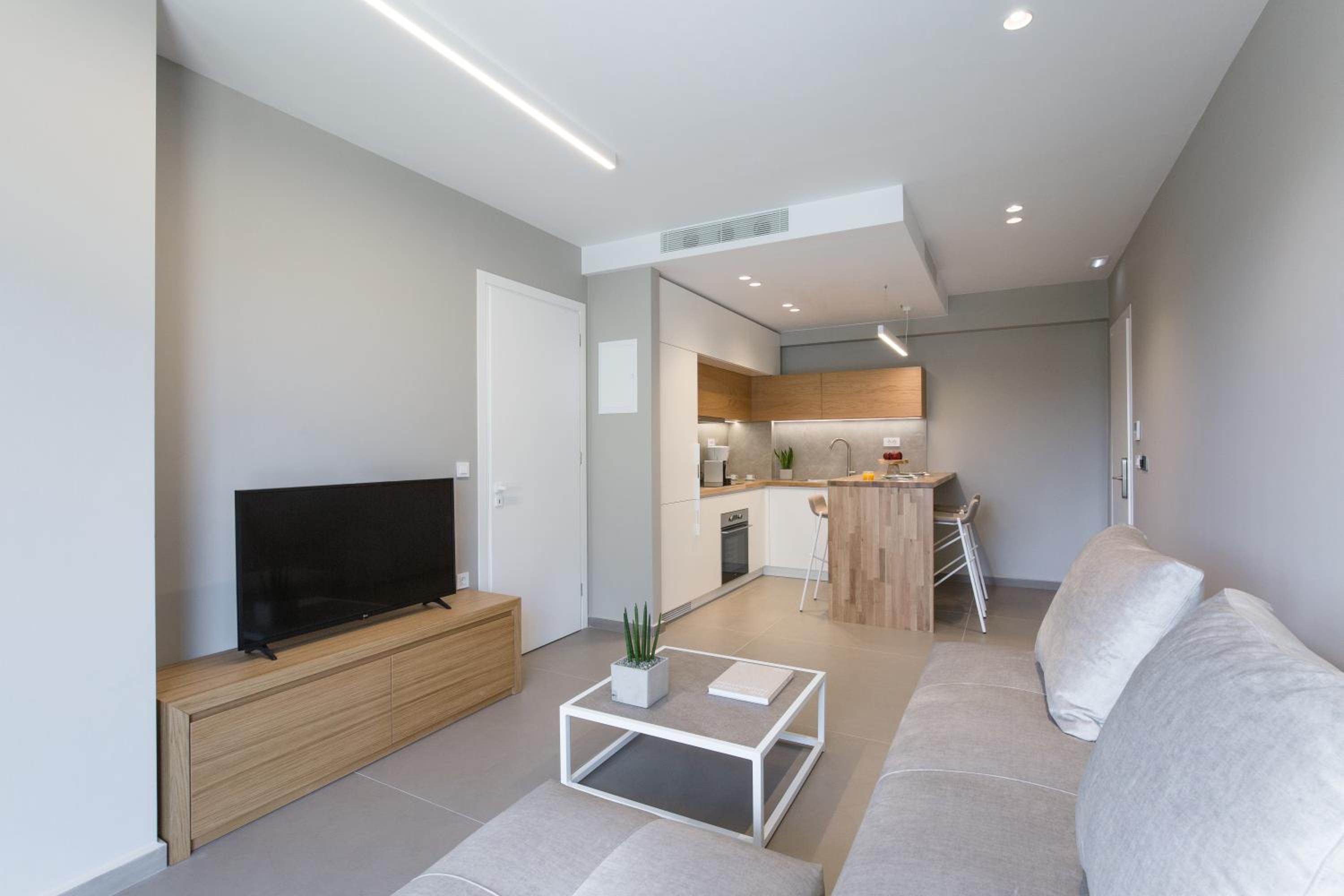 Deluxe Suite with Spa Bath