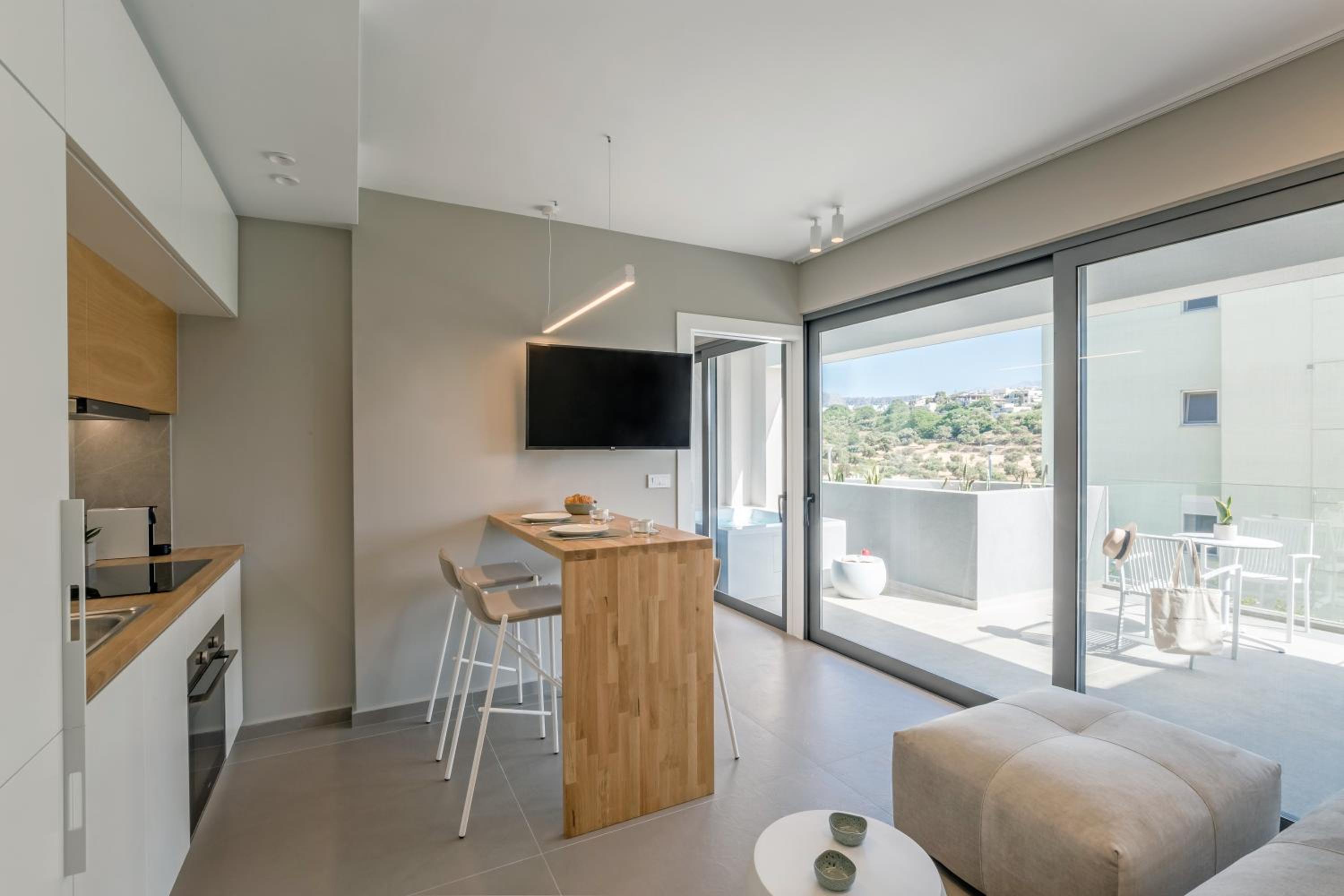 Deluxe Suite with Spa Bath