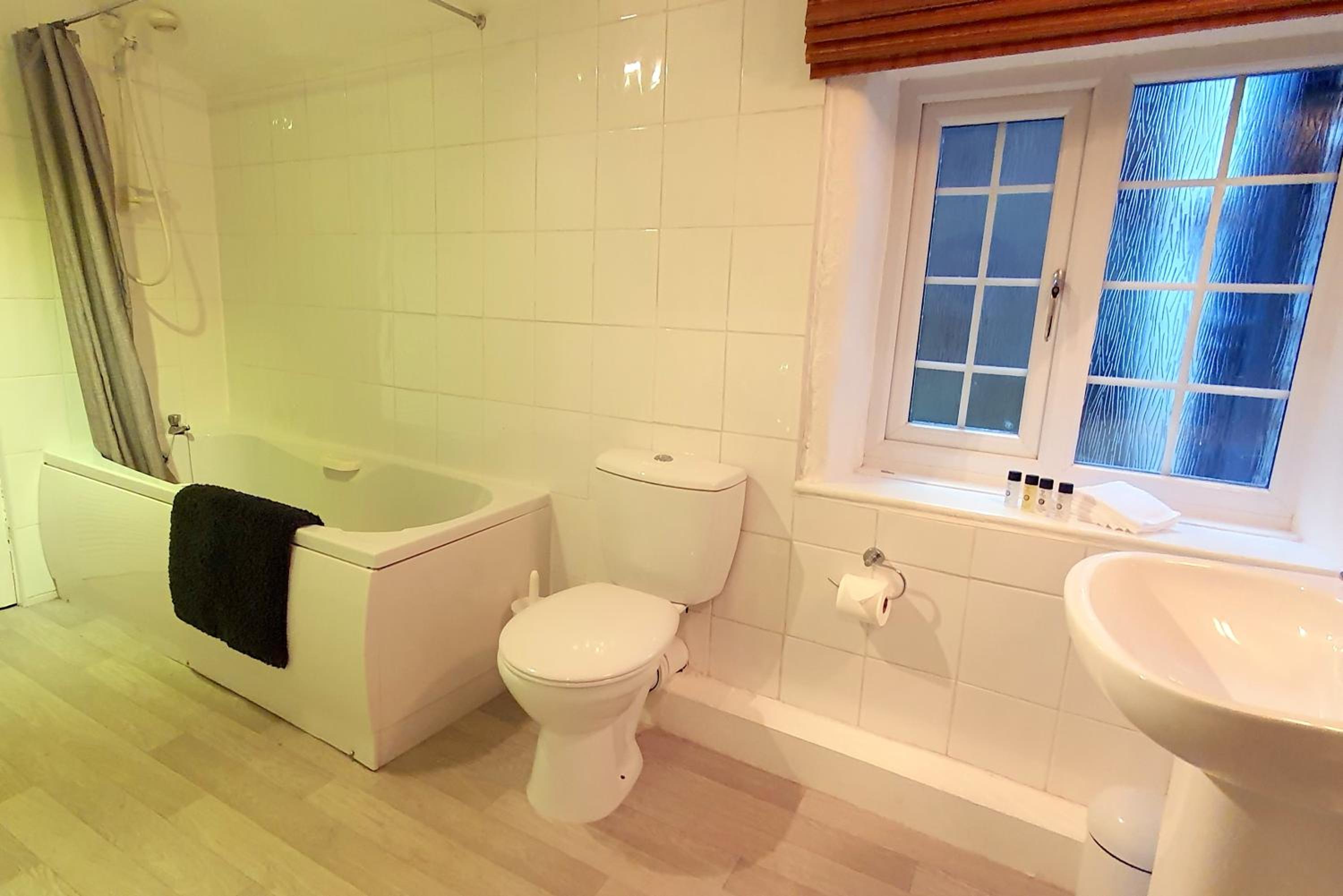 Two-Bedroom House photo 2