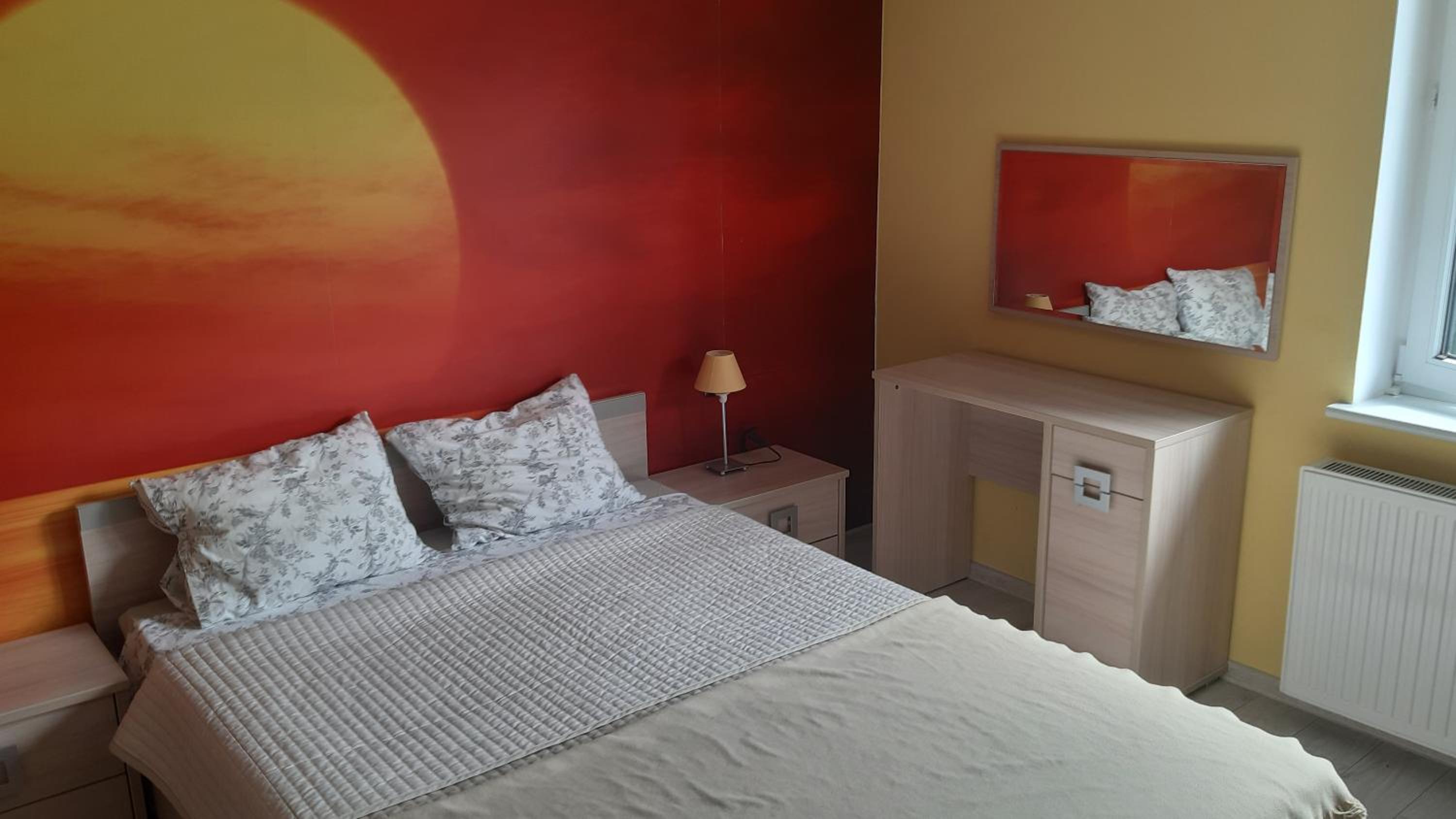 Studio Apartment - Photo 4
