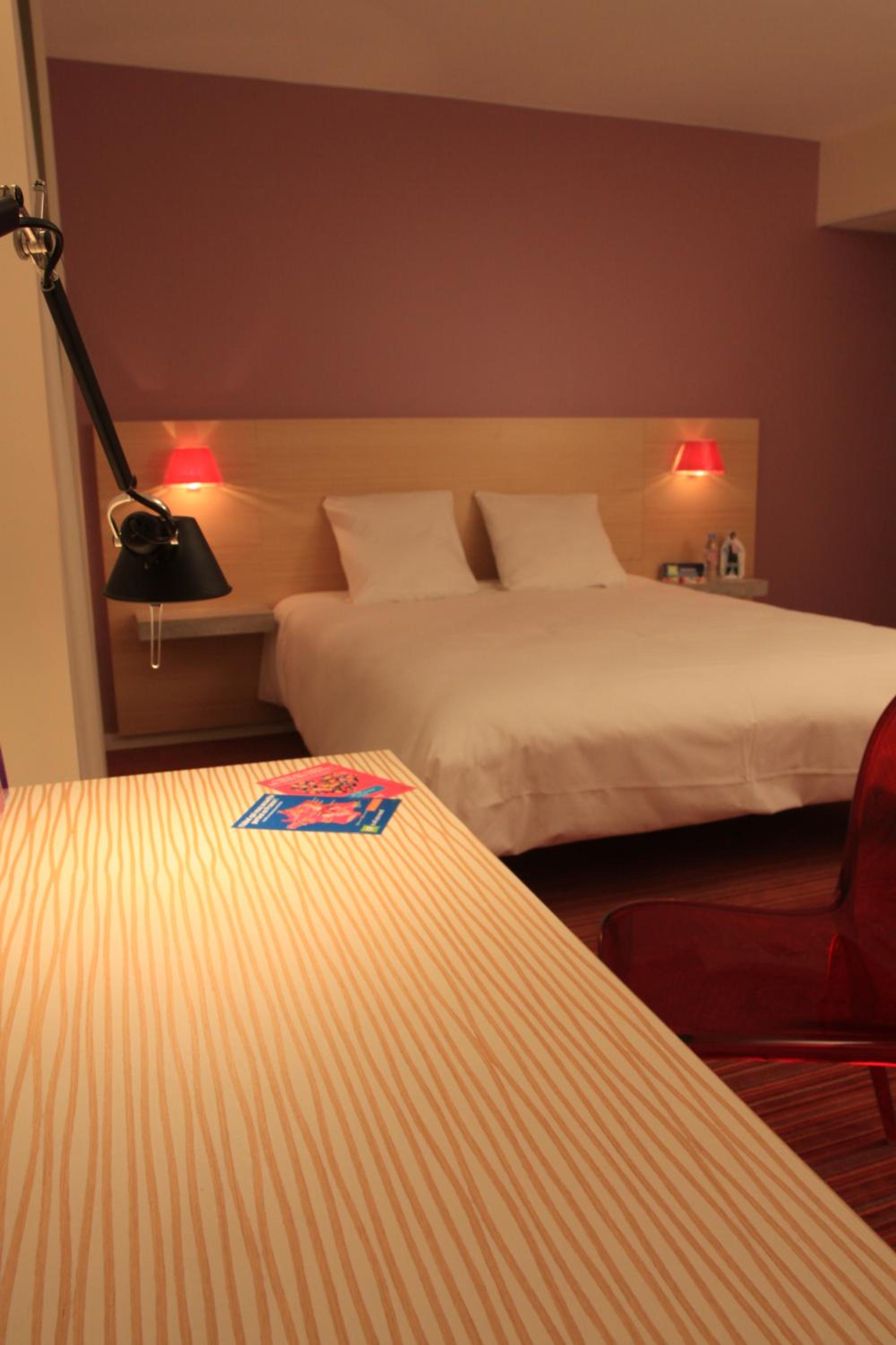 Standard Double Room - Photo 7