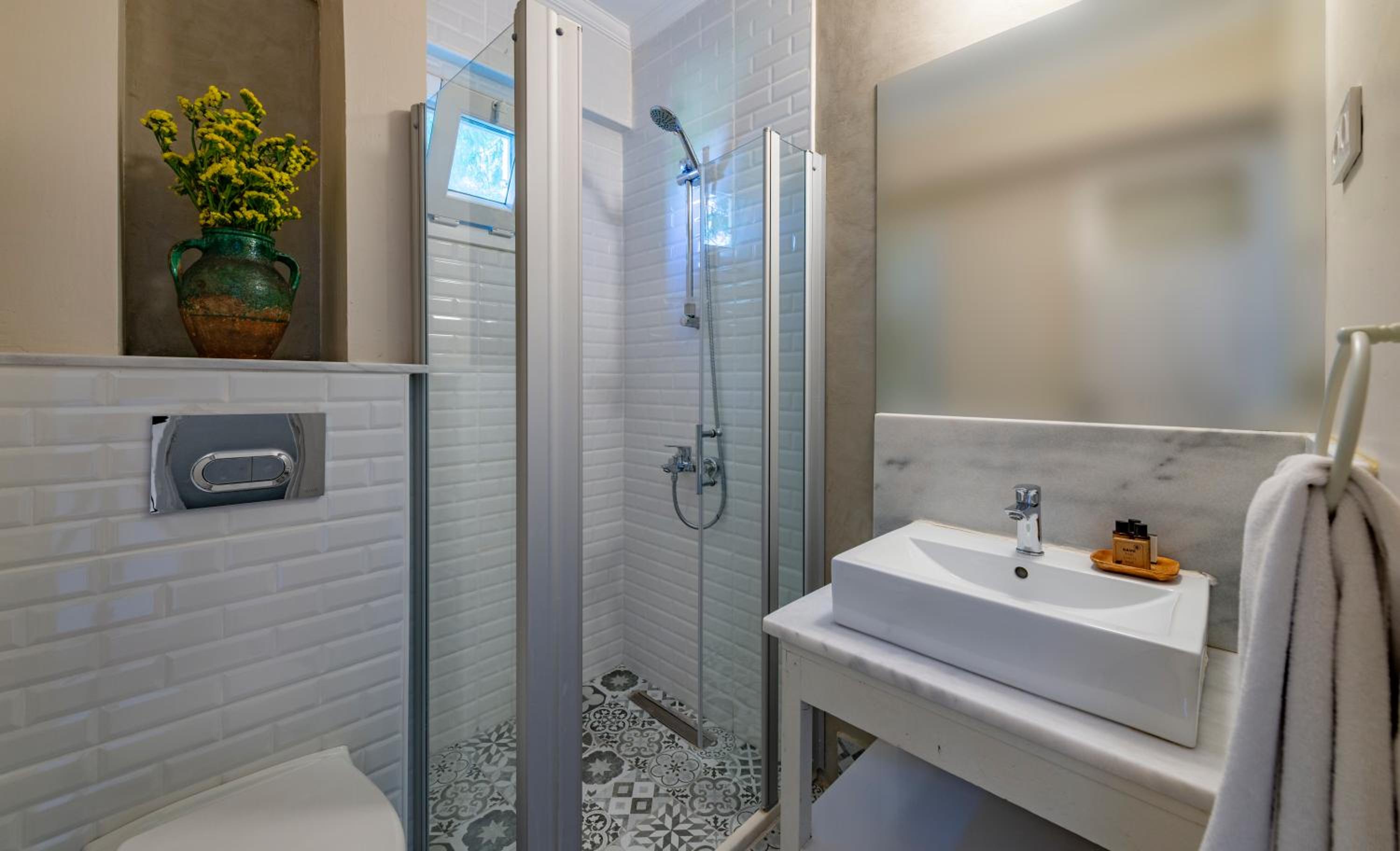 Economy Double or Twin Room - Photo 13
