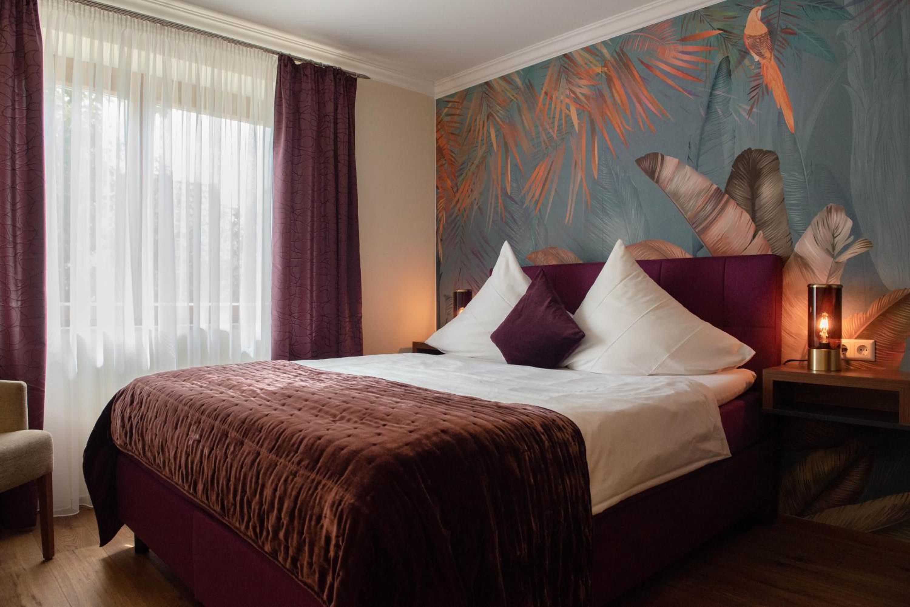 Queen Room - Photo 1