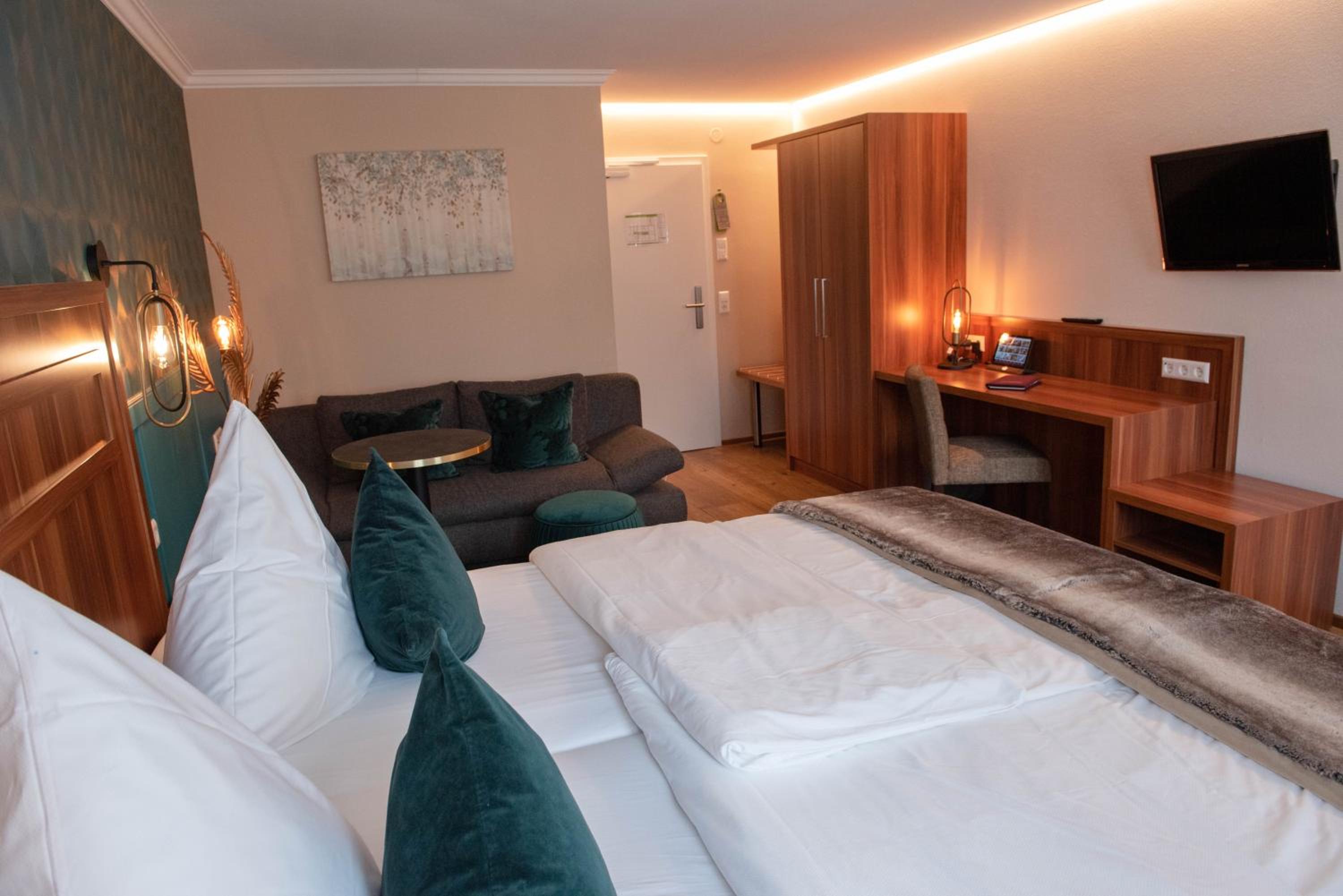 Superior Double Room - Photo 10