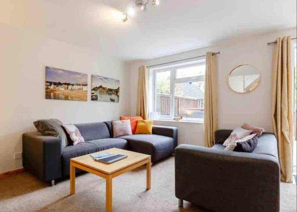 Apartment photo 1