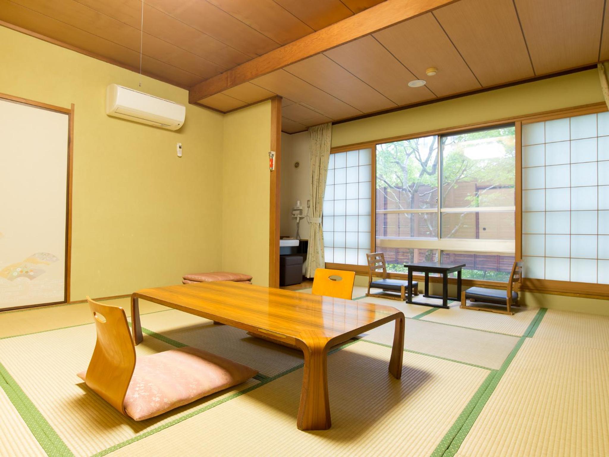 Japanese-Style Room 25 sqm - Non Smoking