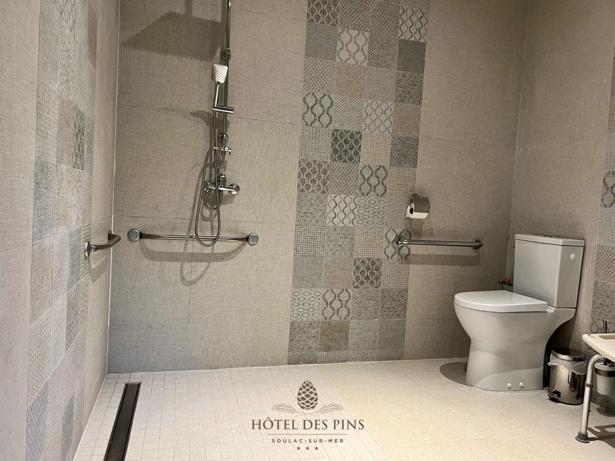Double Room - Disability Access photo 2