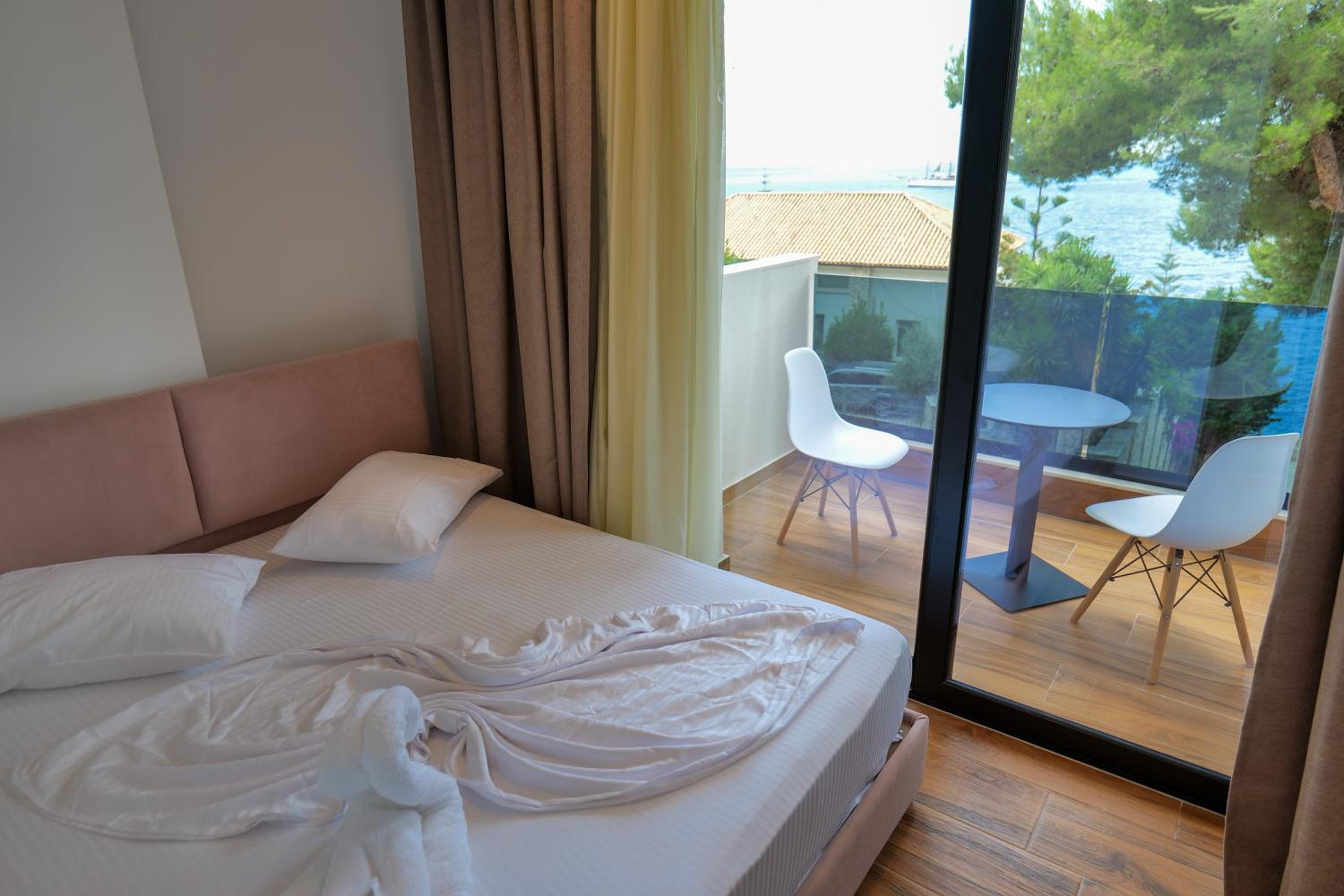 Economy Double Room with Sea View  photo 3