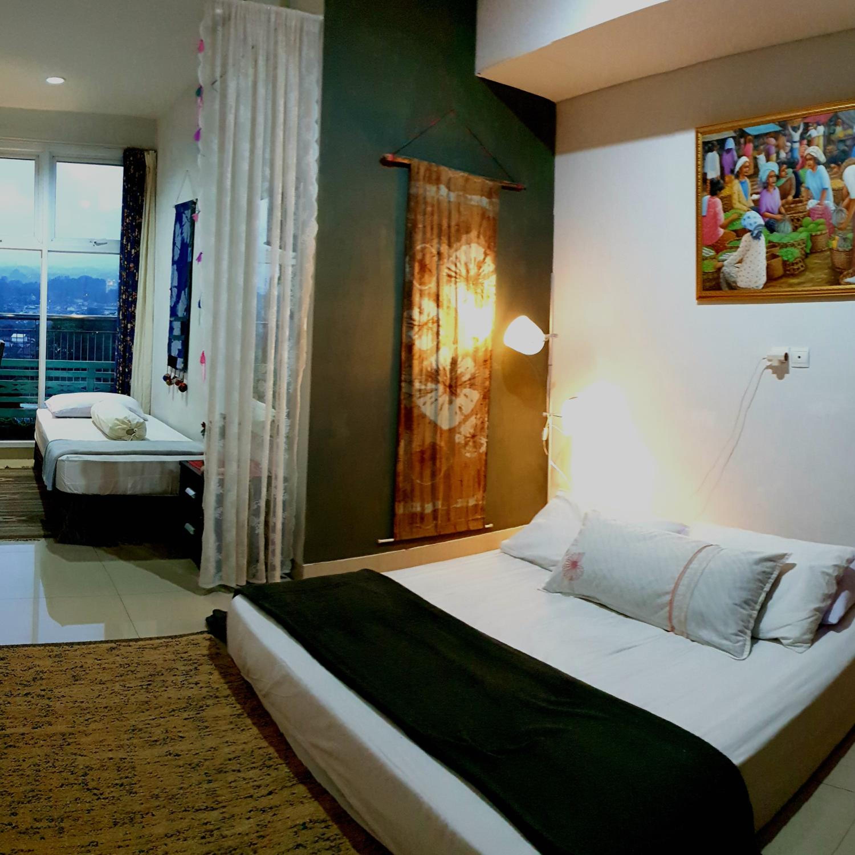 Three-Bedroom Apartment - Photo 2