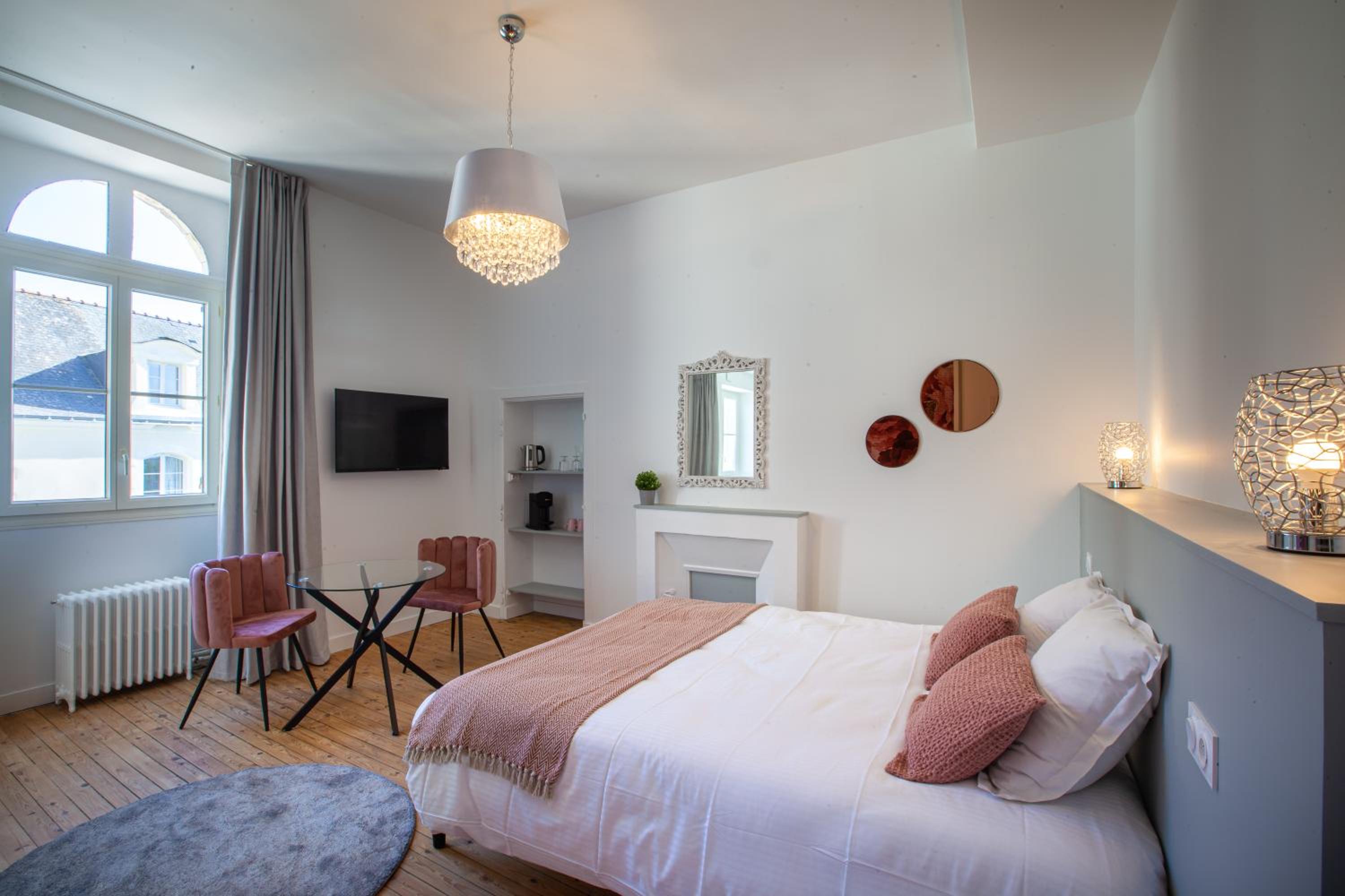 King Room with Spa Bath