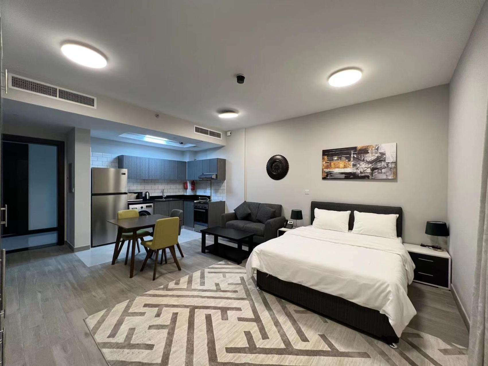Budget Double Room photo 3