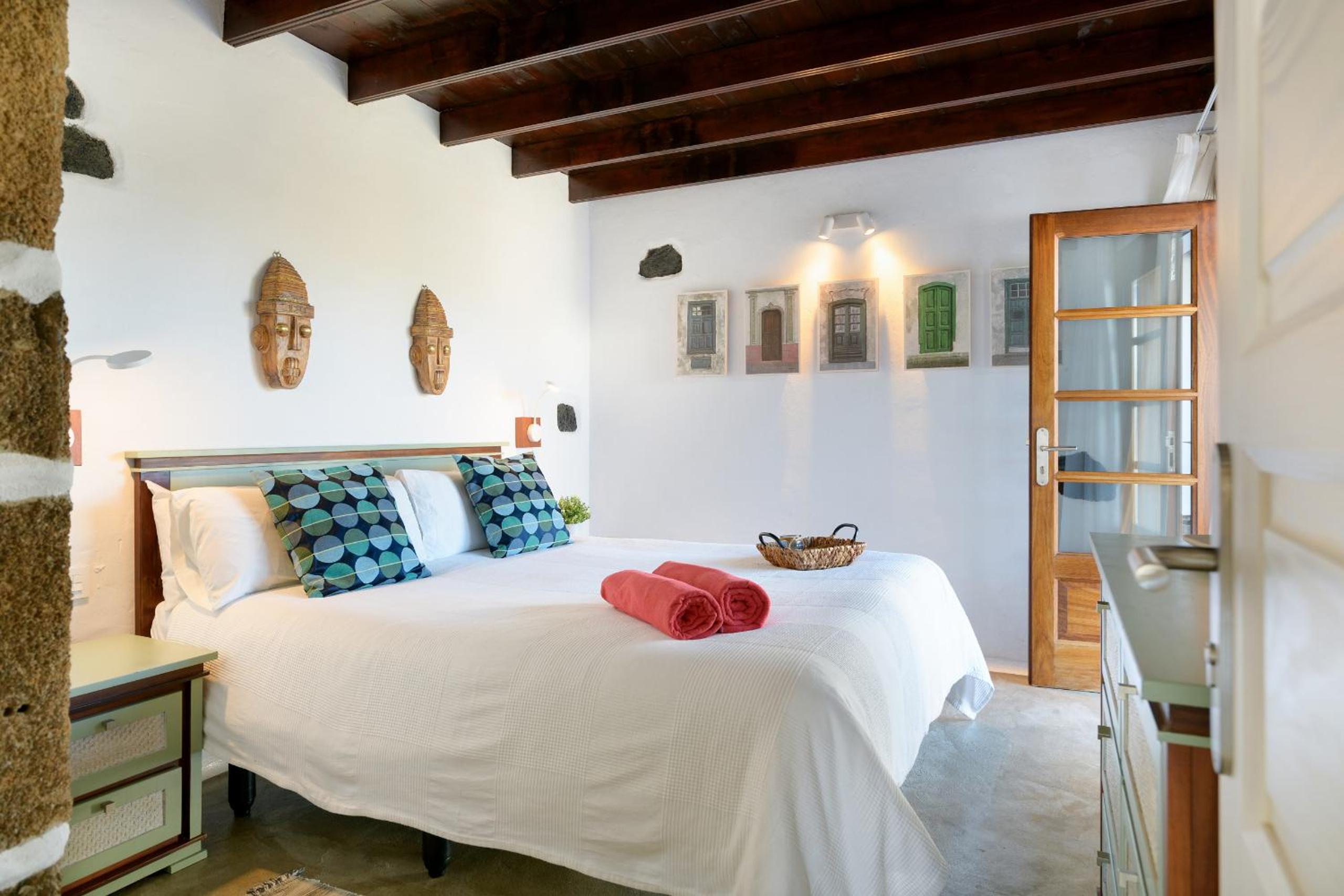 Habitación Doble con Vista a la Piscina