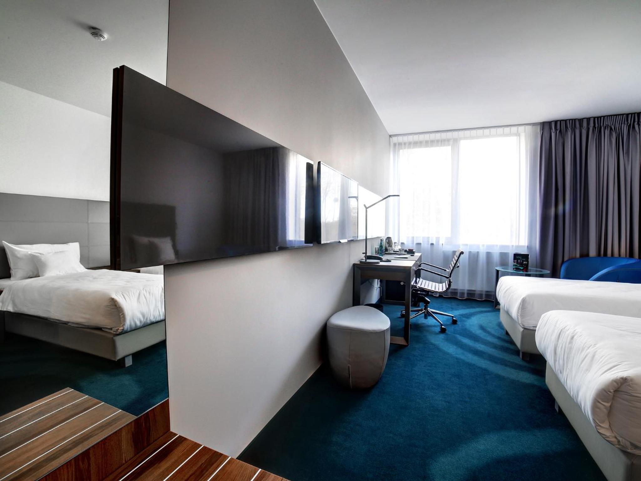 Double or Twin Room - Photo 7